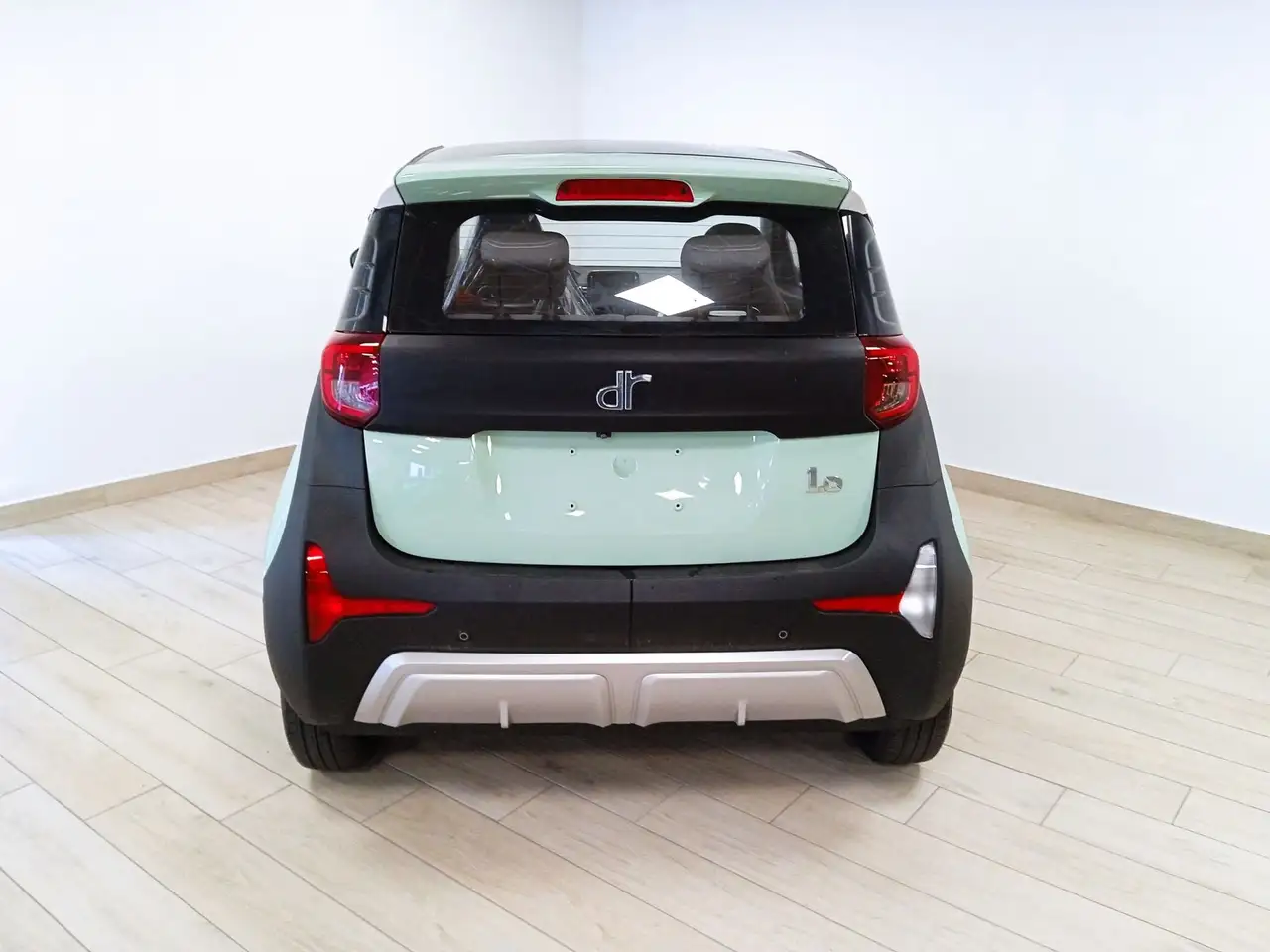 DR Automobiles DR1.0 2024