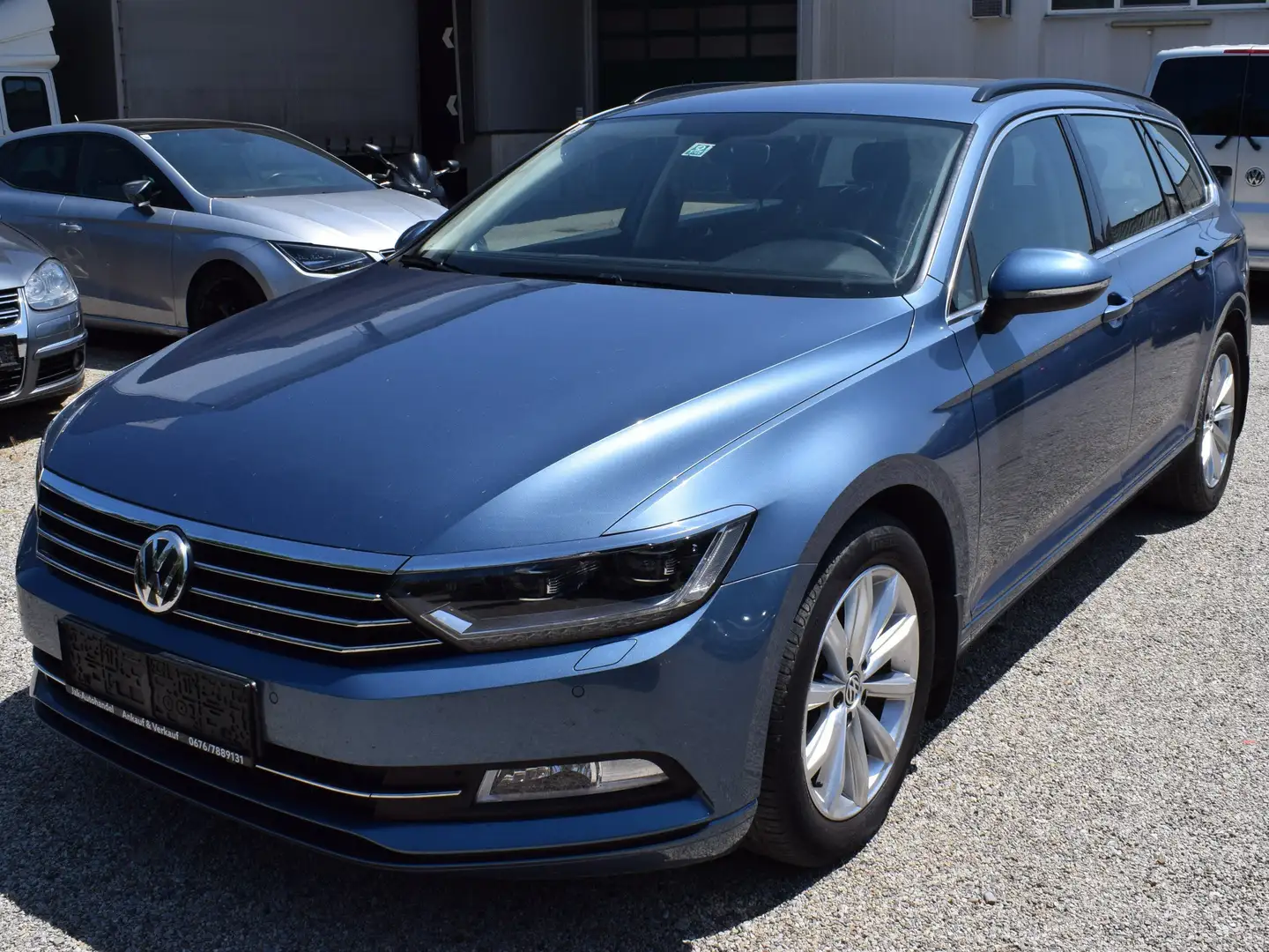 Volkswagen Passat Variant Comfortline 2,0 TDI Blauw - 1