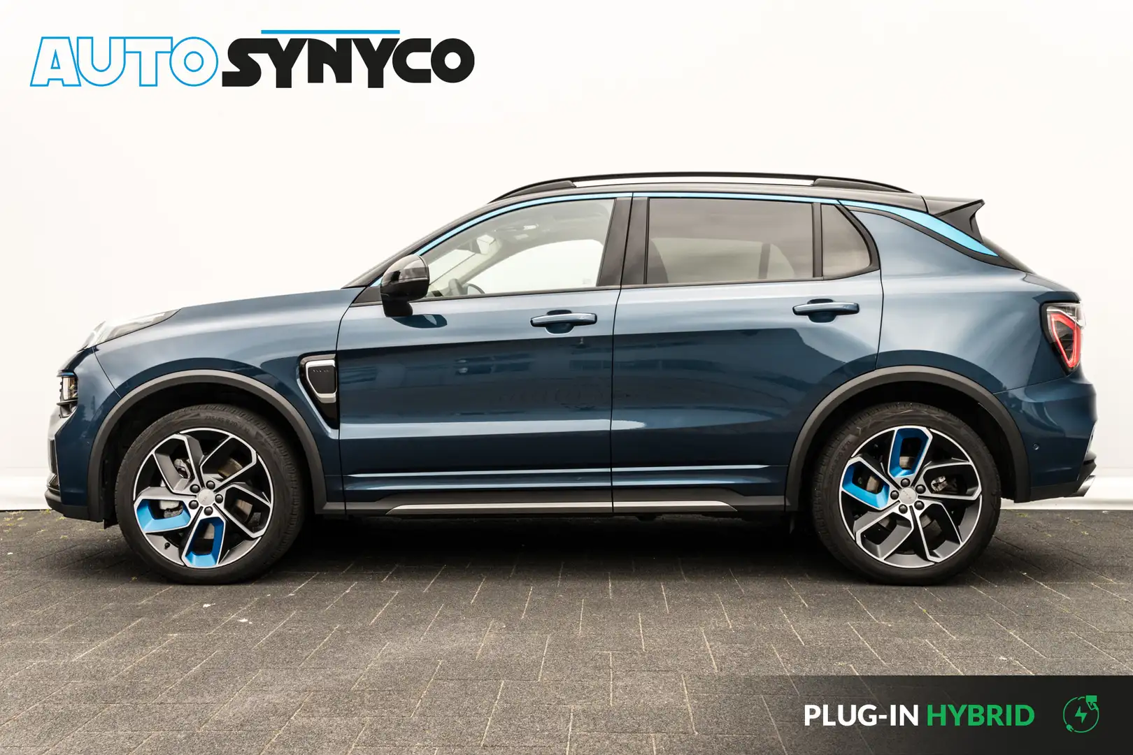 Lynk & Co 01 1.5 Plug-in Hybrid 262 Pk I Modeljaar 2023 I Panor Blauw - 2