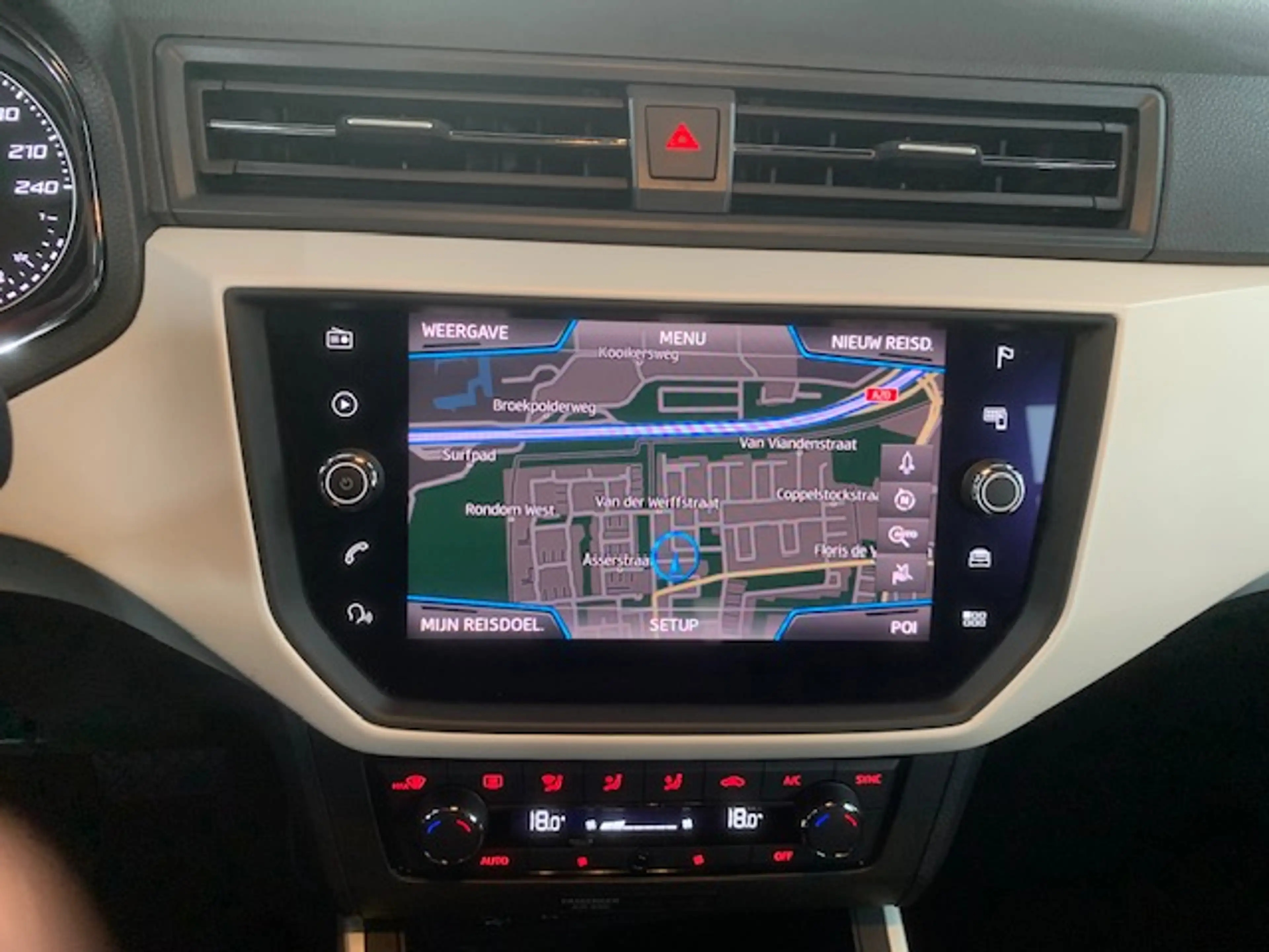 SEAT Arona 1.0 TSI Xcellence Launch Edition, automaat, 43200 — photo 13