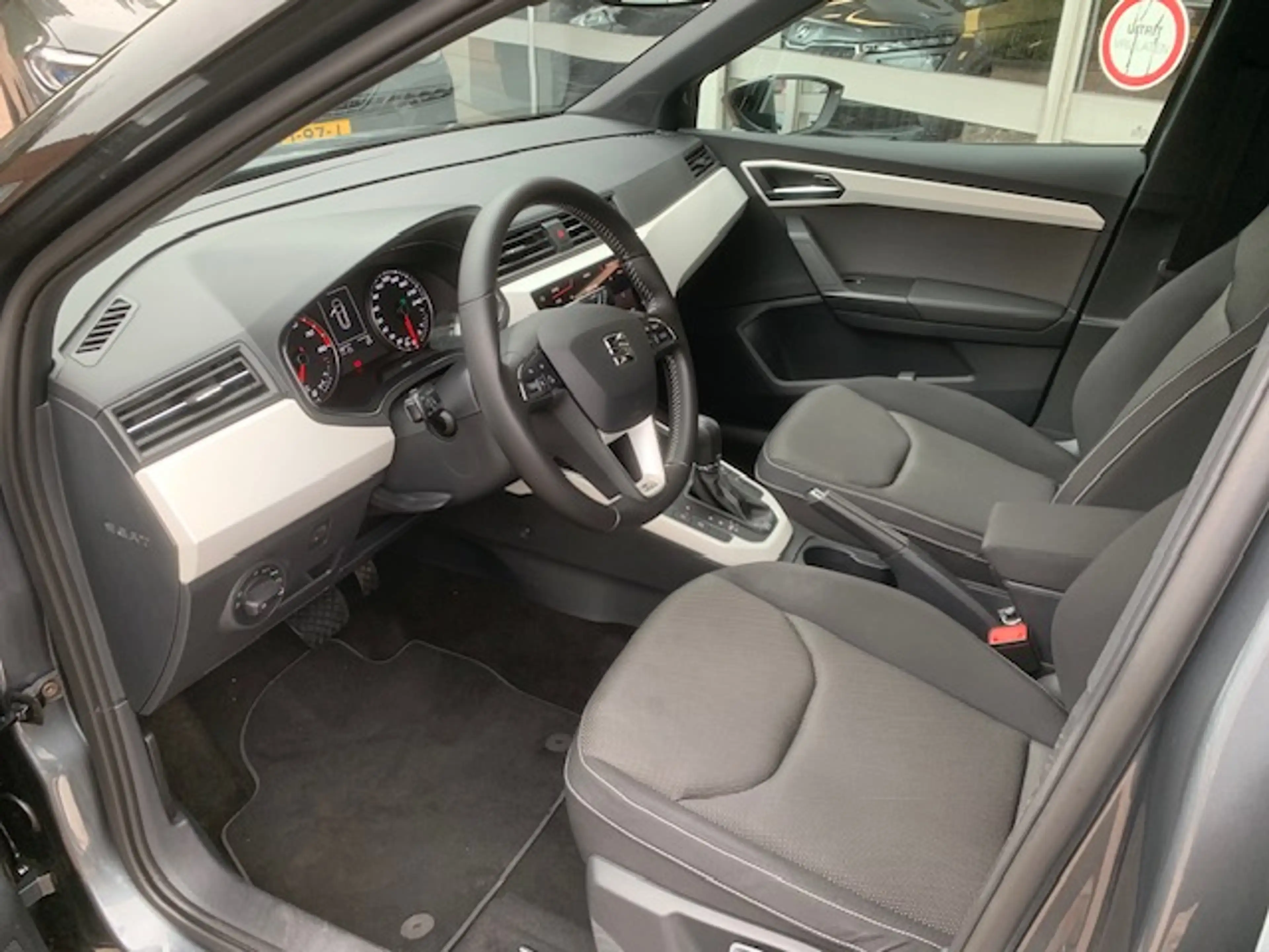SEAT Arona 1.0 TSI Xcellence Launch Edition, automaat, 43200 — photo 4
