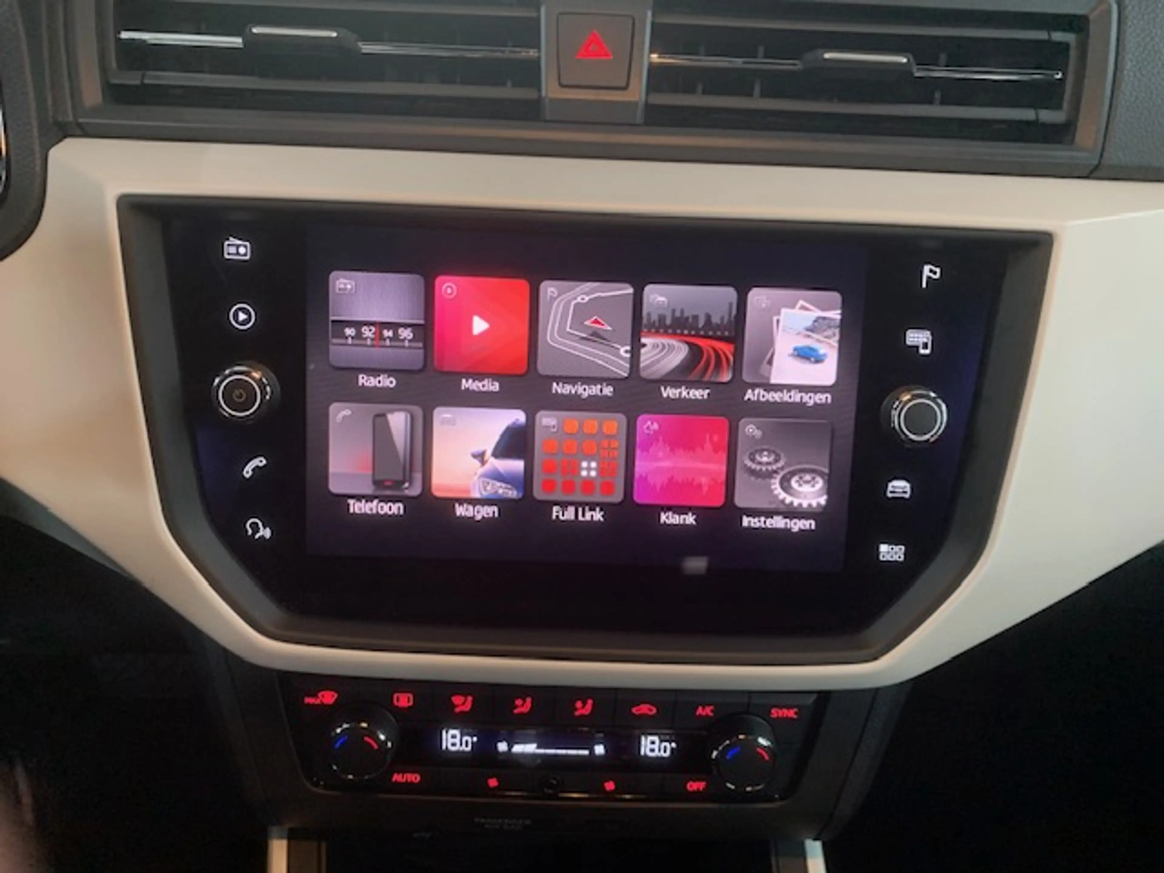 SEAT Arona 1.0 TSI Xcellence Launch Edition, automaat, 43200 — photo 12