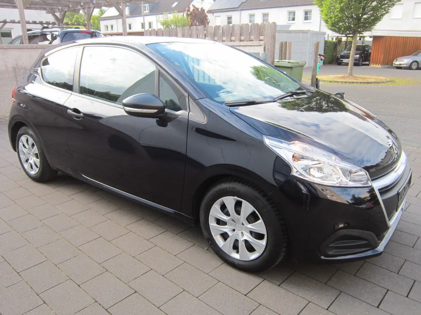 Peugeot 208 "Access"Klima*BC*Tempomat*WR*68TKM*TÜV neu* Bleu - 2