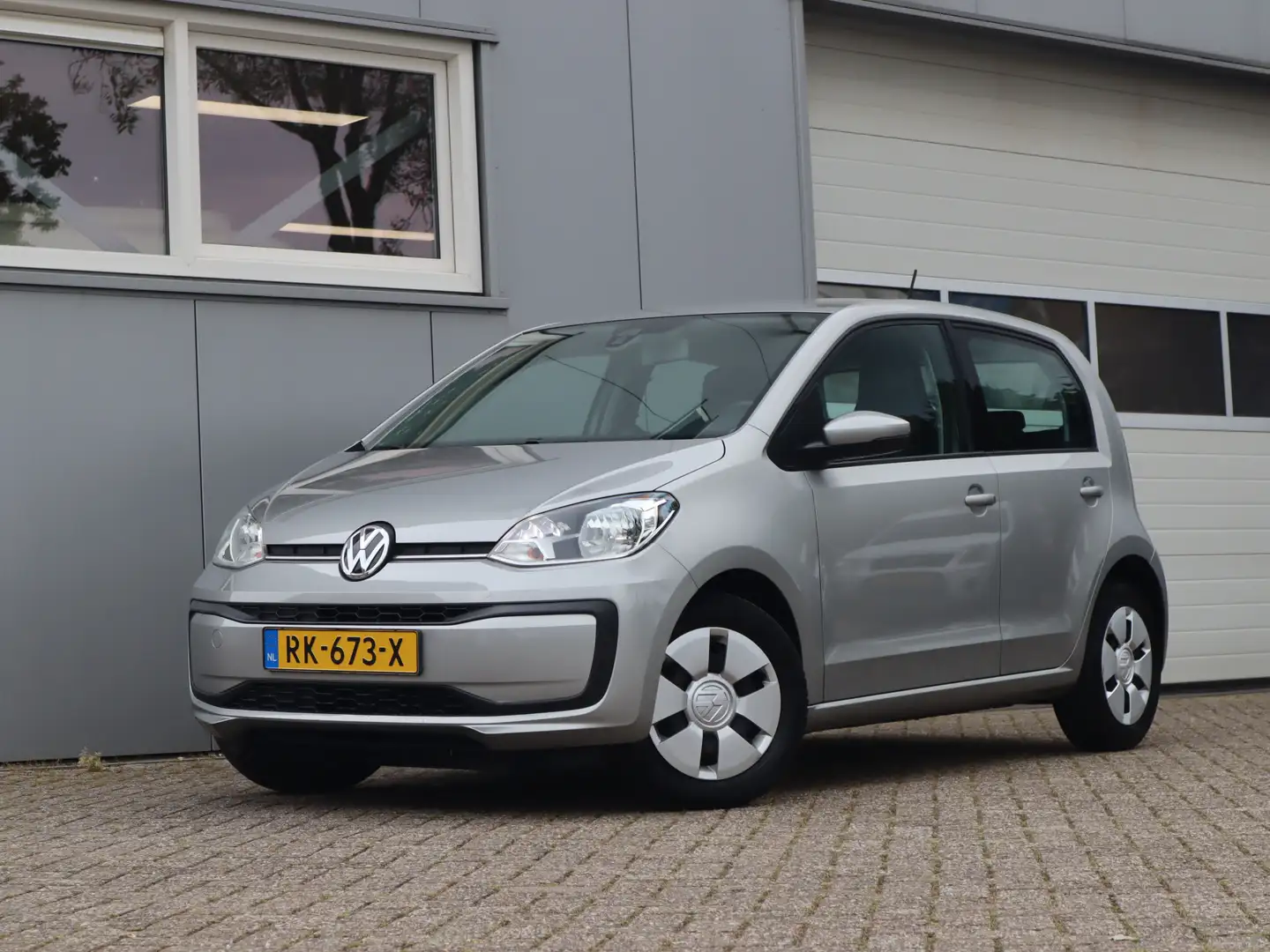 Volkswagen up! 1.0 BMT move up! Grigio - 1