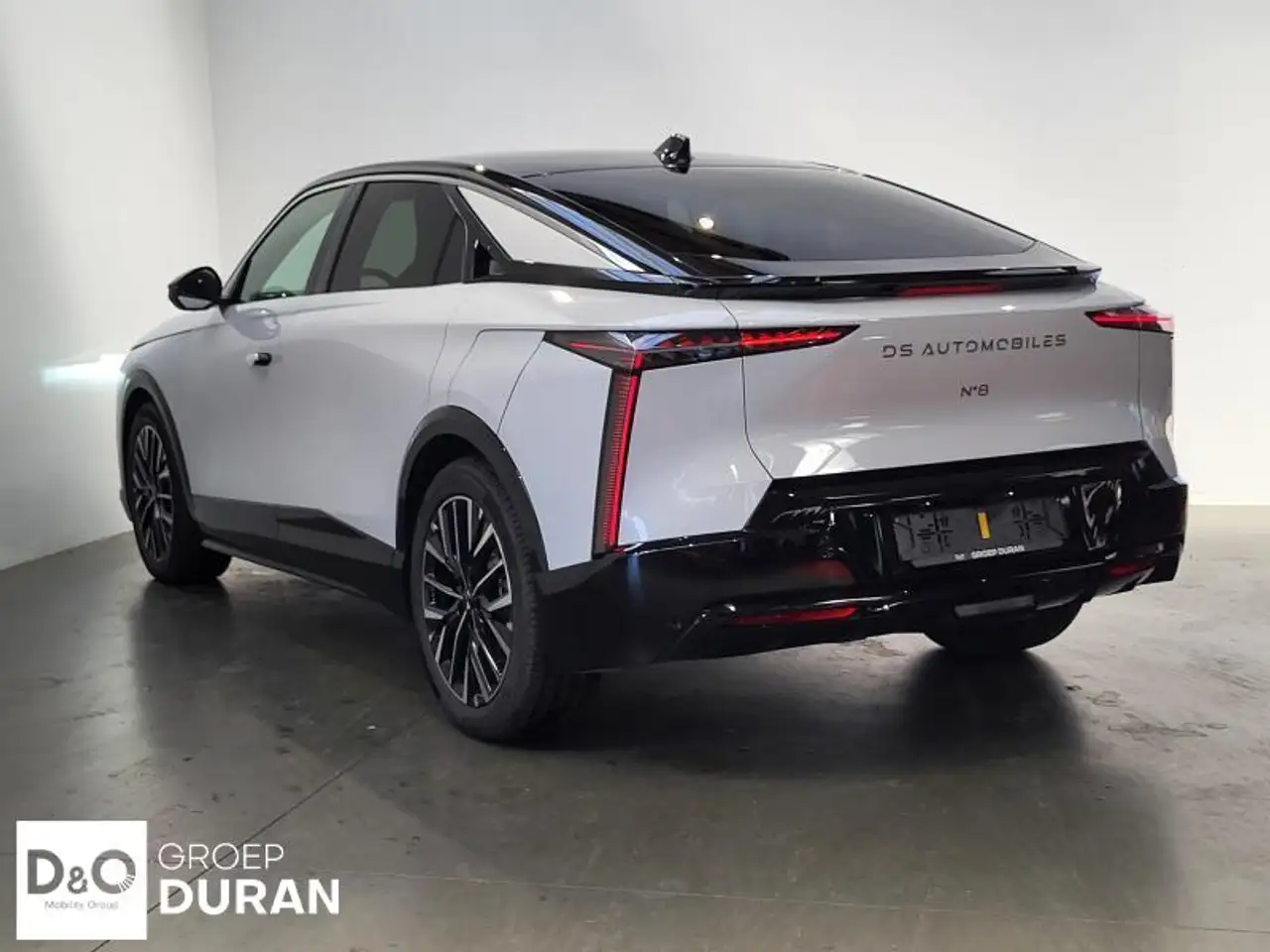 DS Automobiles N°8 2026