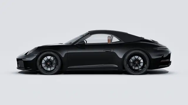 Porsche 911 view 4