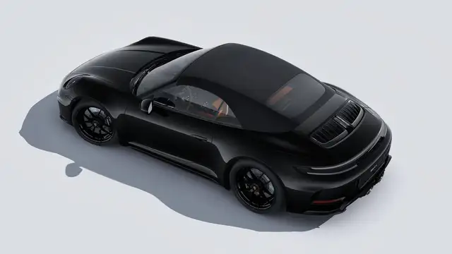 Porsche 911 view 5