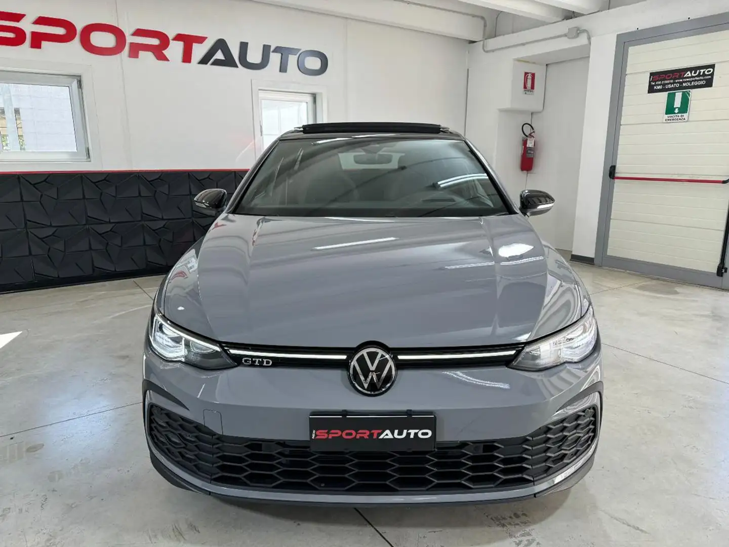 Volkswagen Golf 2.0 TDI GTD DSG 200CV Grijs - 2