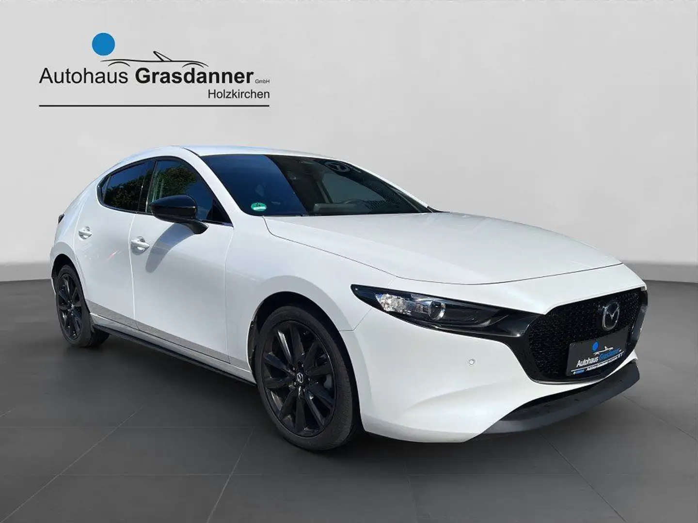 Mazda 3 2.0L e-SKYACTIV X 186ps Homura Weiß - 1