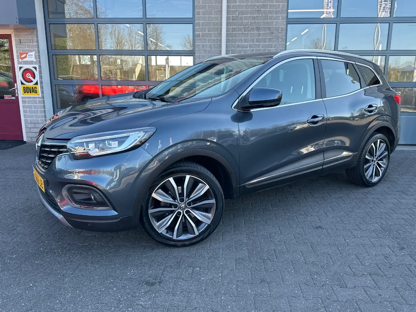 Renault Kadjar 1.3 TCe Intens | TREKHAAK | CAMERA | LEER | Grijs - 1