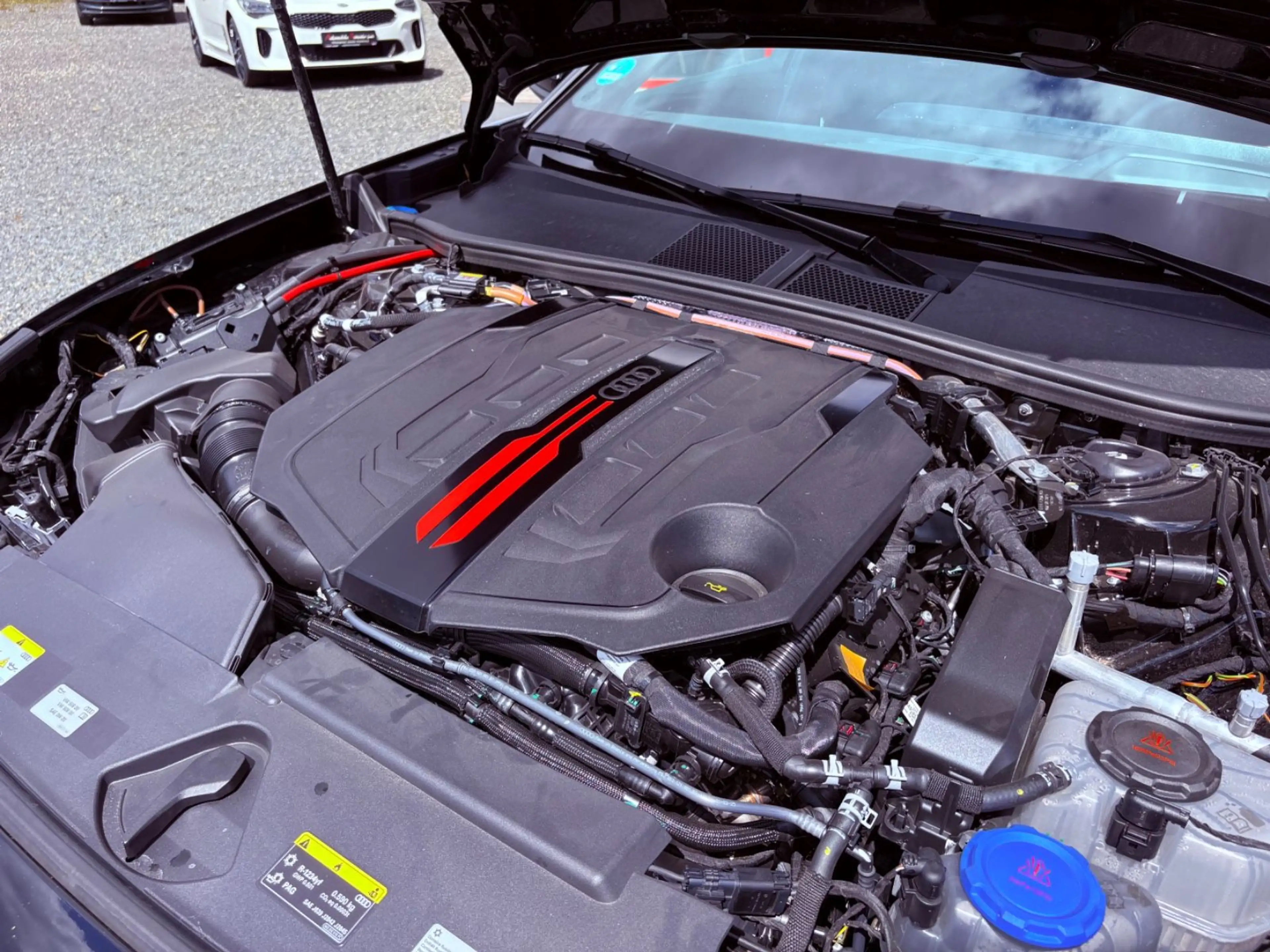 Audi S5 Avant TFSI quattro StHz PANO OLED B&O AHK — photo 32