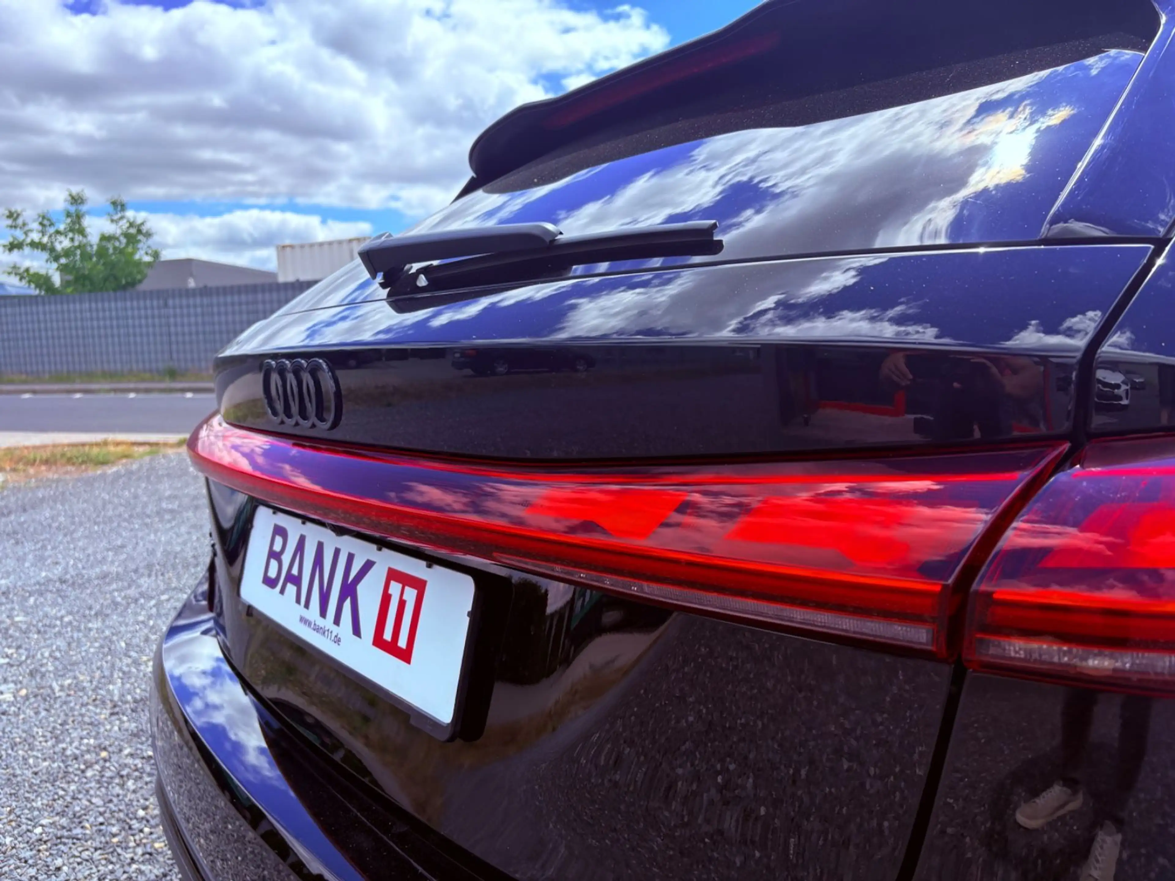 Audi S5 Avant TFSI quattro StHz PANO OLED B&O AHK — photo 8