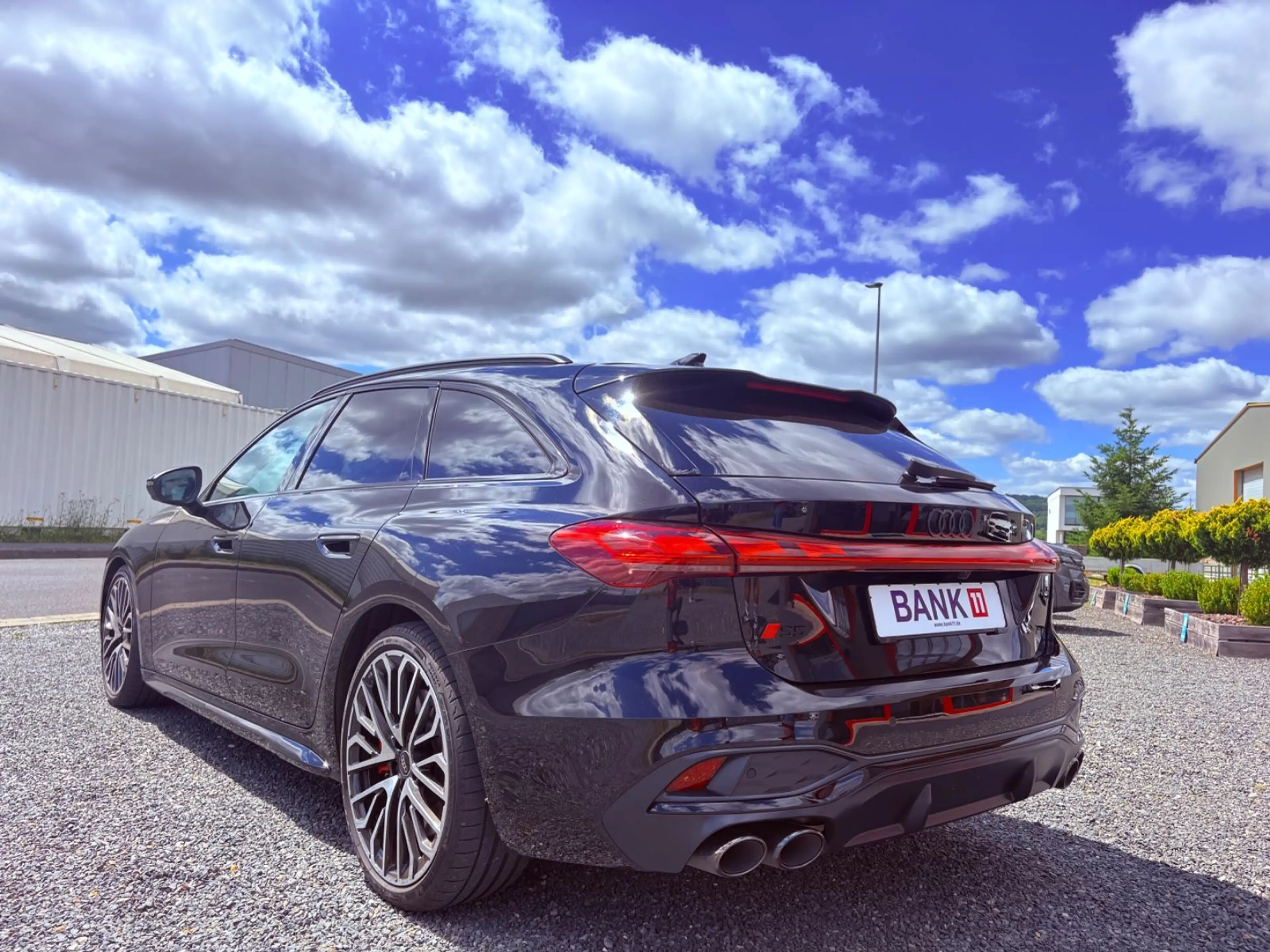 Audi S5 Avant TFSI quattro StHz PANO OLED B&O AHK — photo 7
