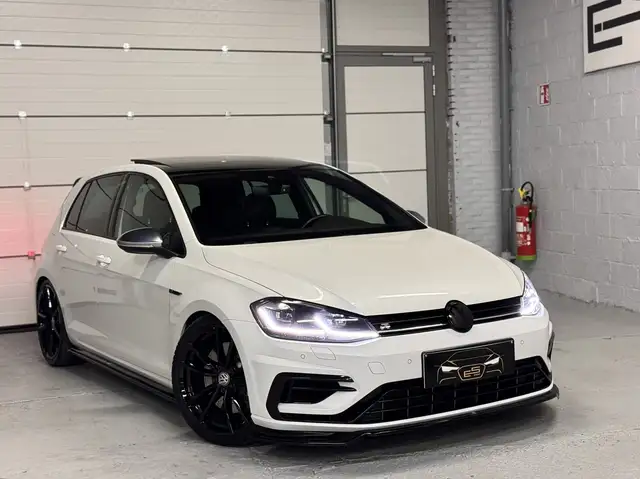 Volkswagen Golf R BLANC NACRÉ FULL OPTIONS KIT MAXTON. HISTORIQUE