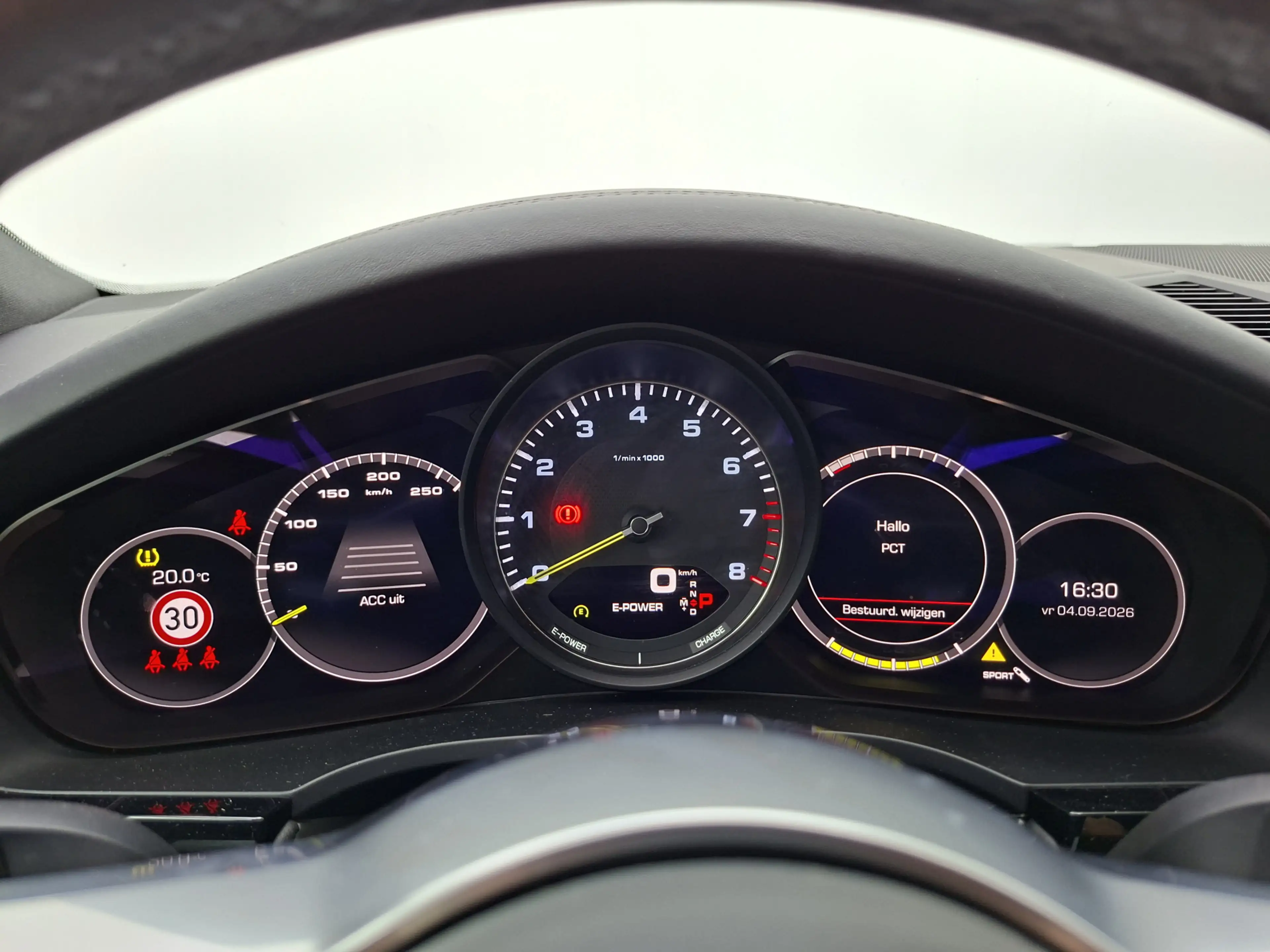 Porsche Cayenne Coupé 3.0 E-Hybrid Pano Trekhaak(3500) 360° Adapt. — photo 33