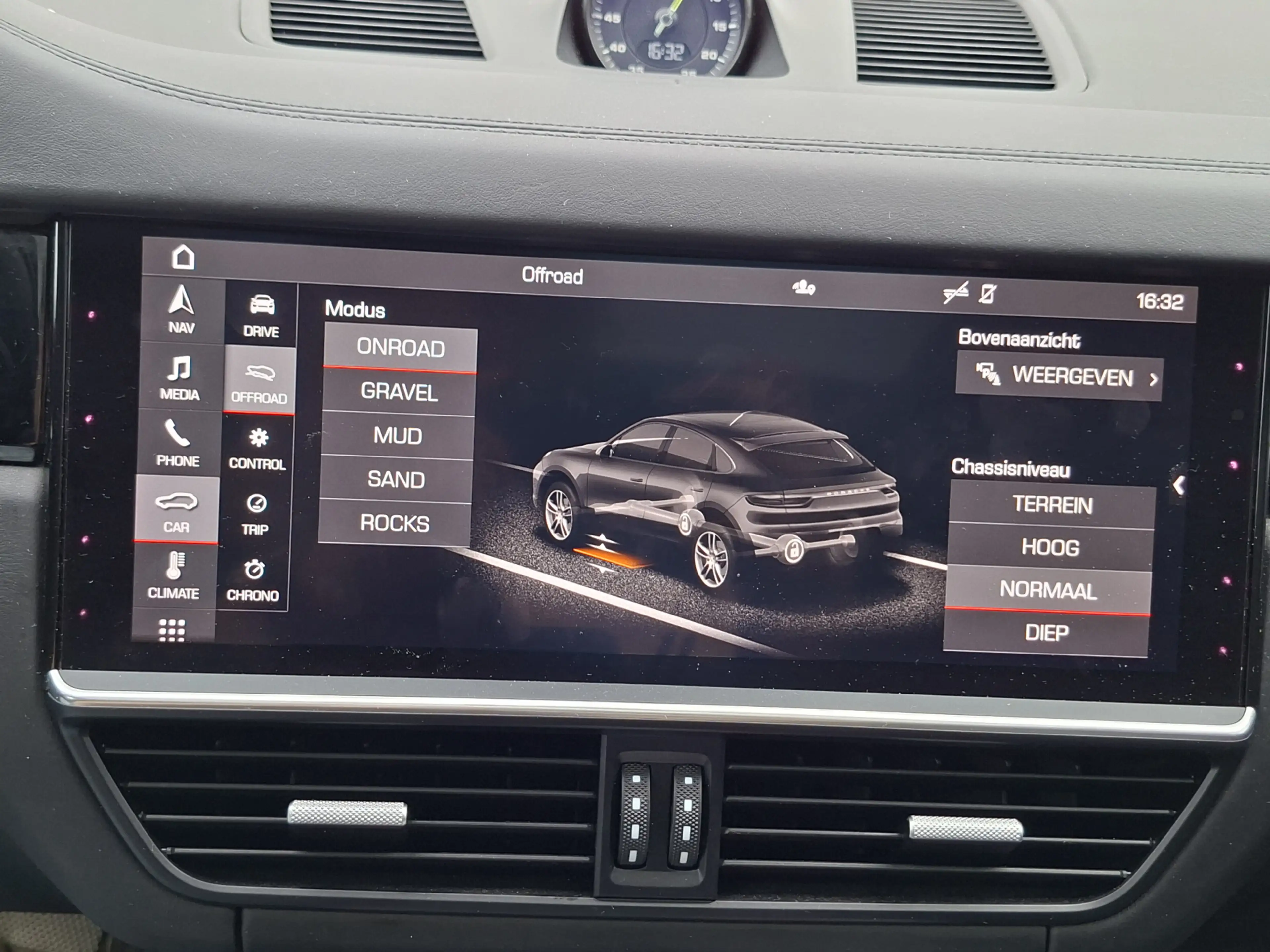 Porsche Cayenne Coupé 3.0 E-Hybrid Pano Trekhaak(3500) 360° Adapt. — photo 21
