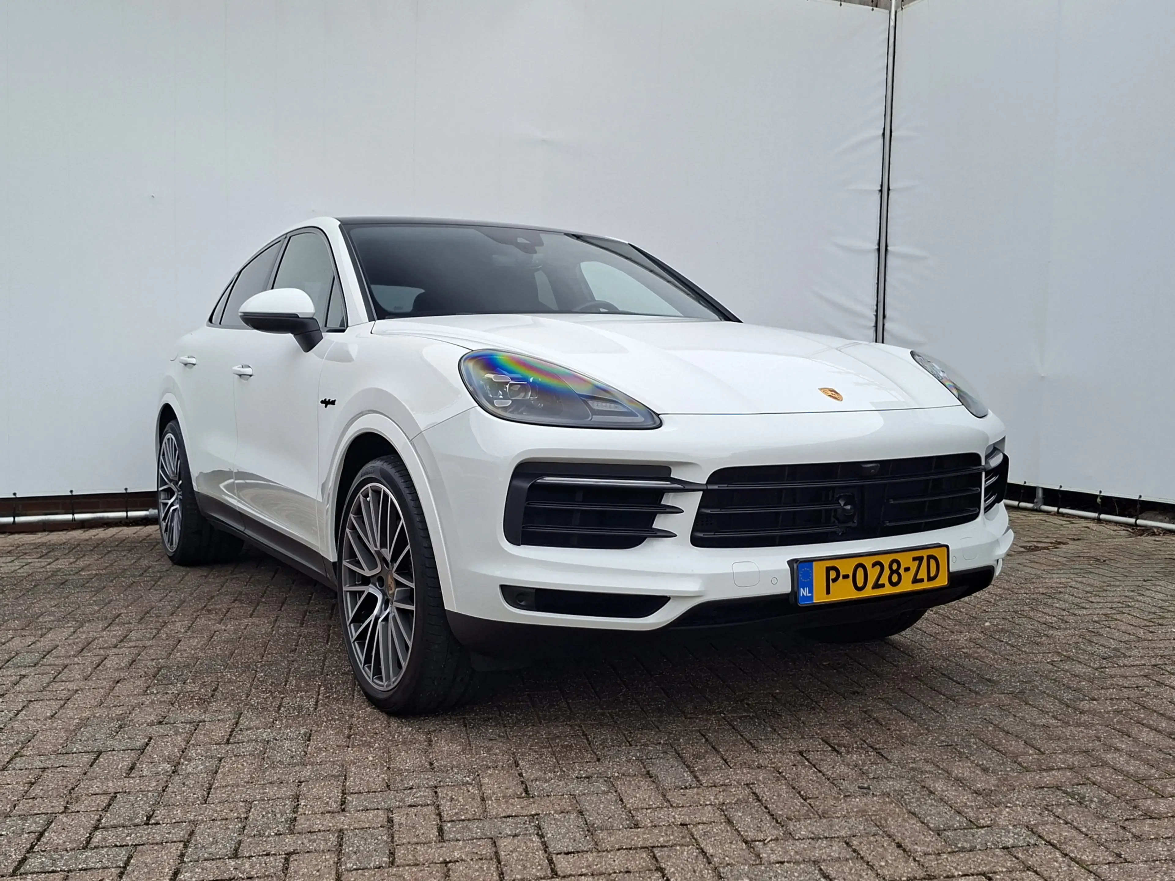 Porsche Cayenne Coupé 3.0 E-Hybrid Pano Trekhaak(3500) 360° Adapt. — photo 14