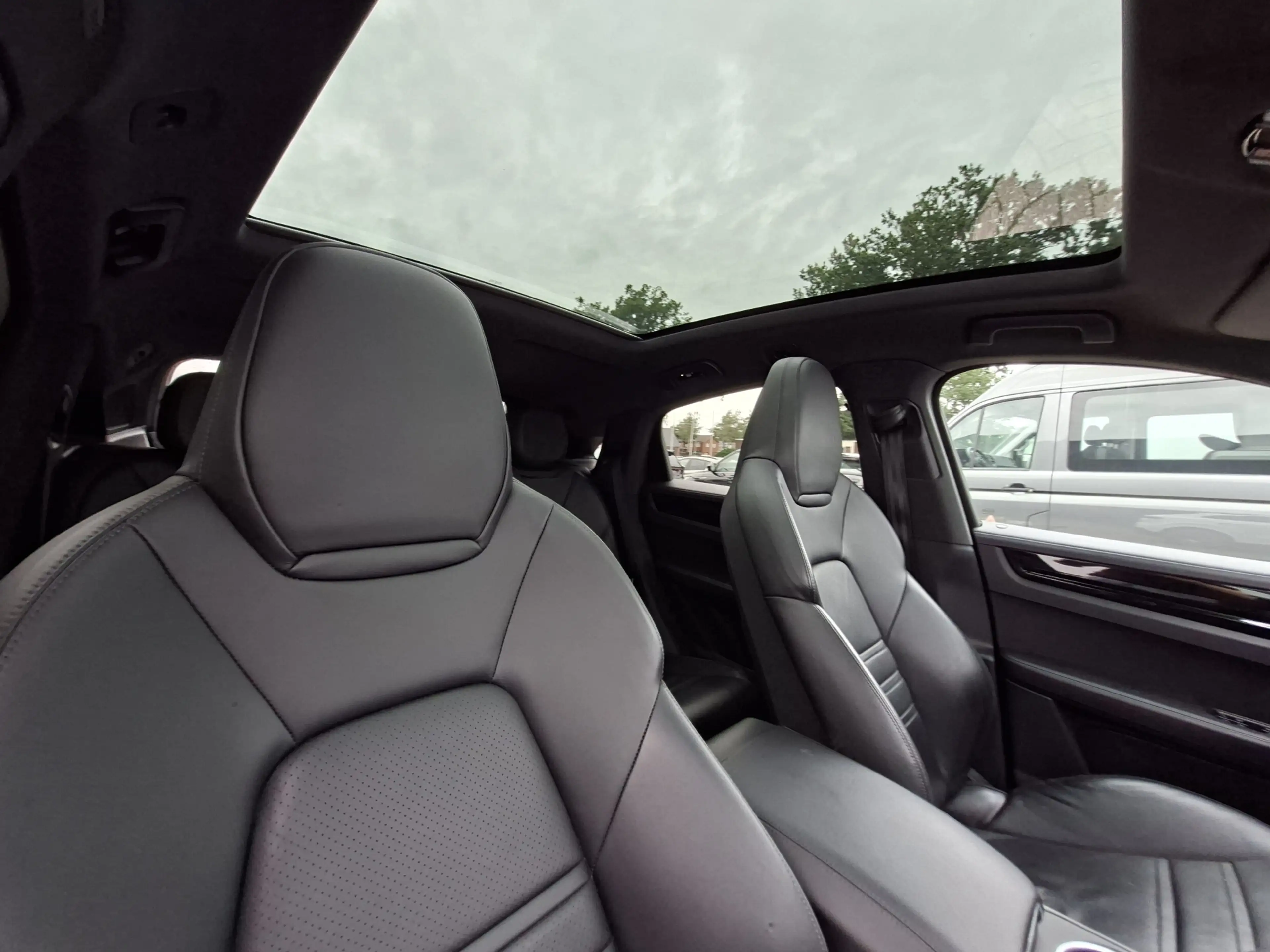 Porsche Cayenne Coupé 3.0 E-Hybrid Pano Trekhaak(3500) 360° Adapt. — photo 5