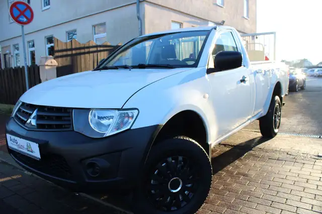 Mitsubishi L200 Basis Einzelkabine 4WD|