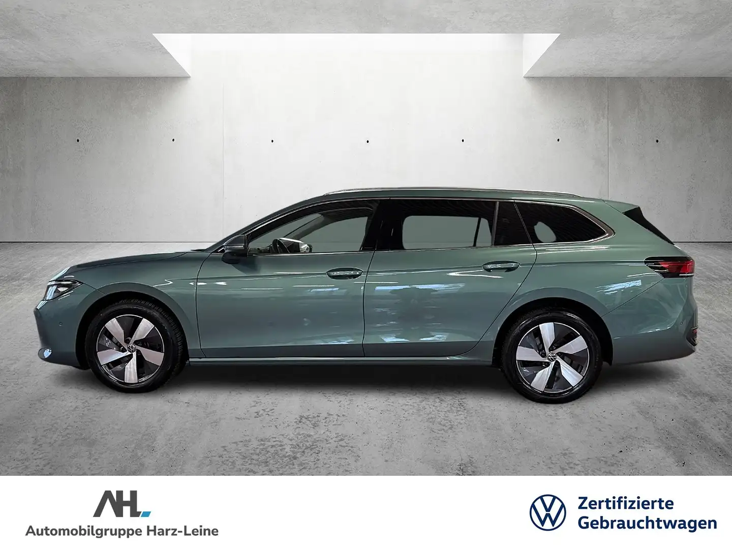 Volkswagen Passat Variant 2.0 TDI Business DSG AHK LED Navi ACC Massage Area Grün - 2