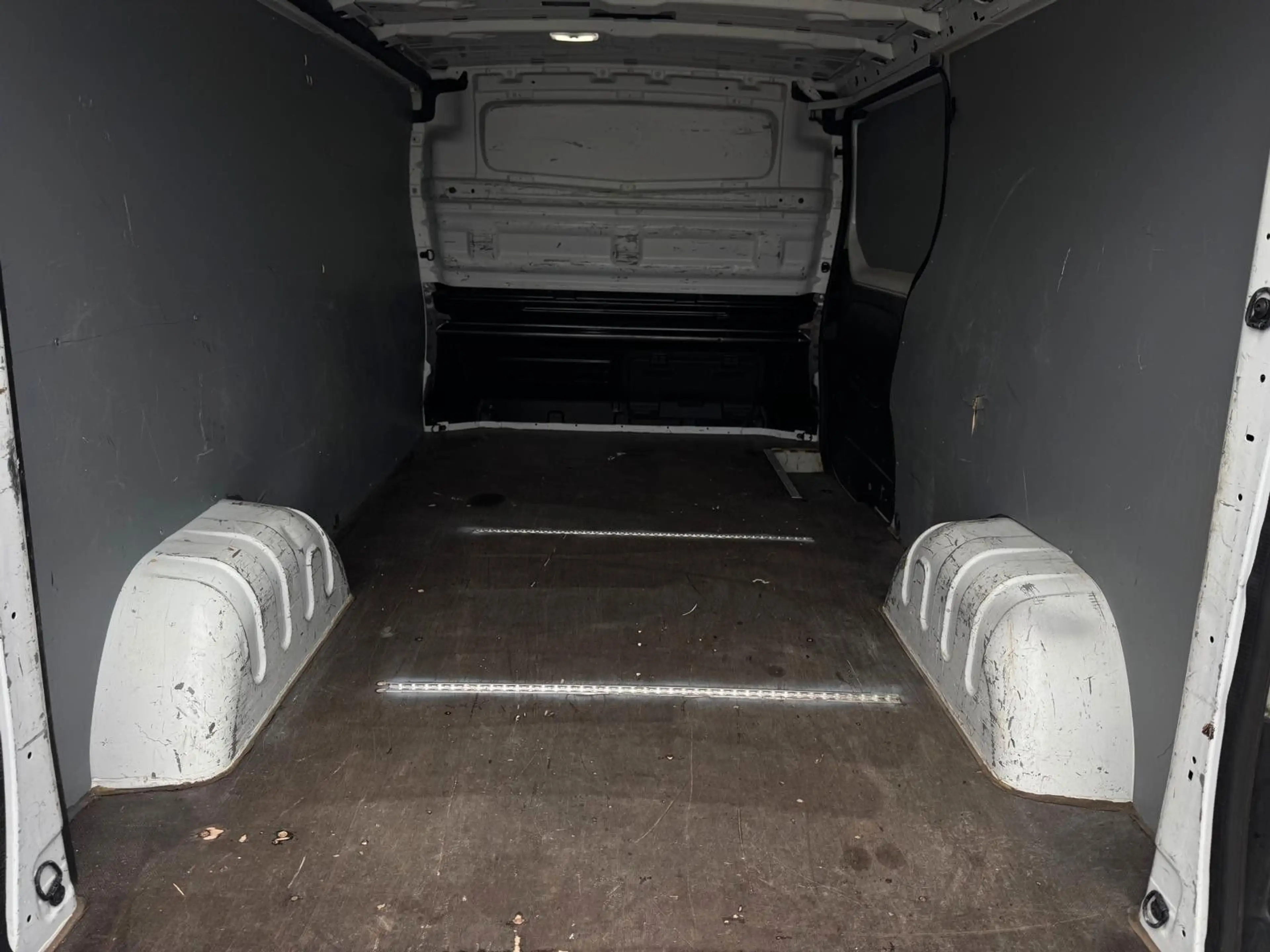 Renault Trafic Kasten 1.6dCi L2H1 2,9t "Komfort"KAMERA* — photo 8
