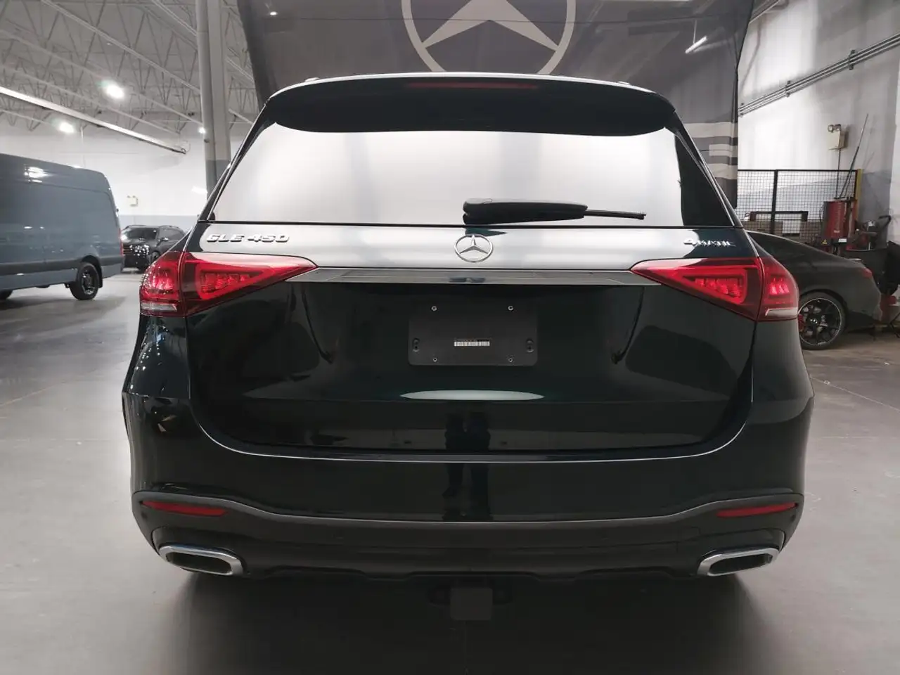 Mercedes-Benz GLE снимка Mercedes-Benz GLE