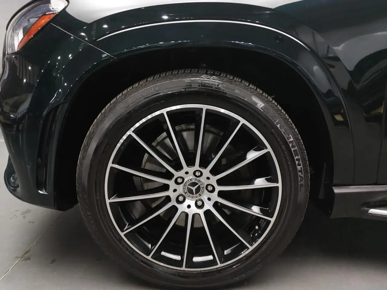 Mercedes-Benz GLE снимка Mercedes-Benz GLE