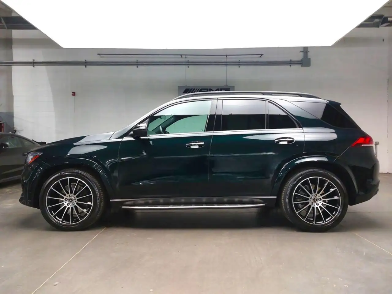 Mercedes-Benz GLE снимка Mercedes-Benz GLE