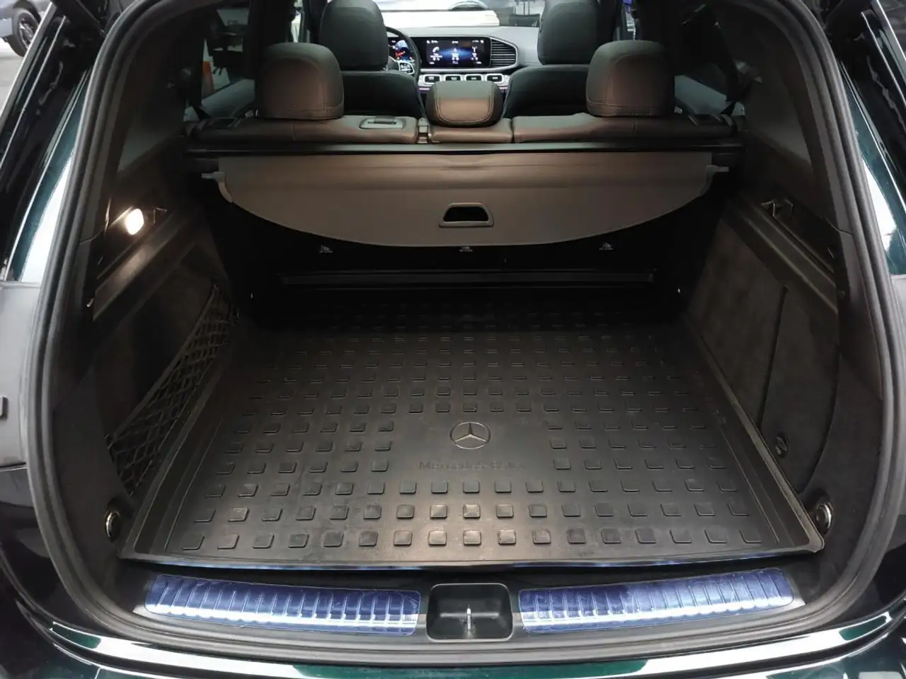 Mercedes-Benz GLE снимка Mercedes-Benz GLE