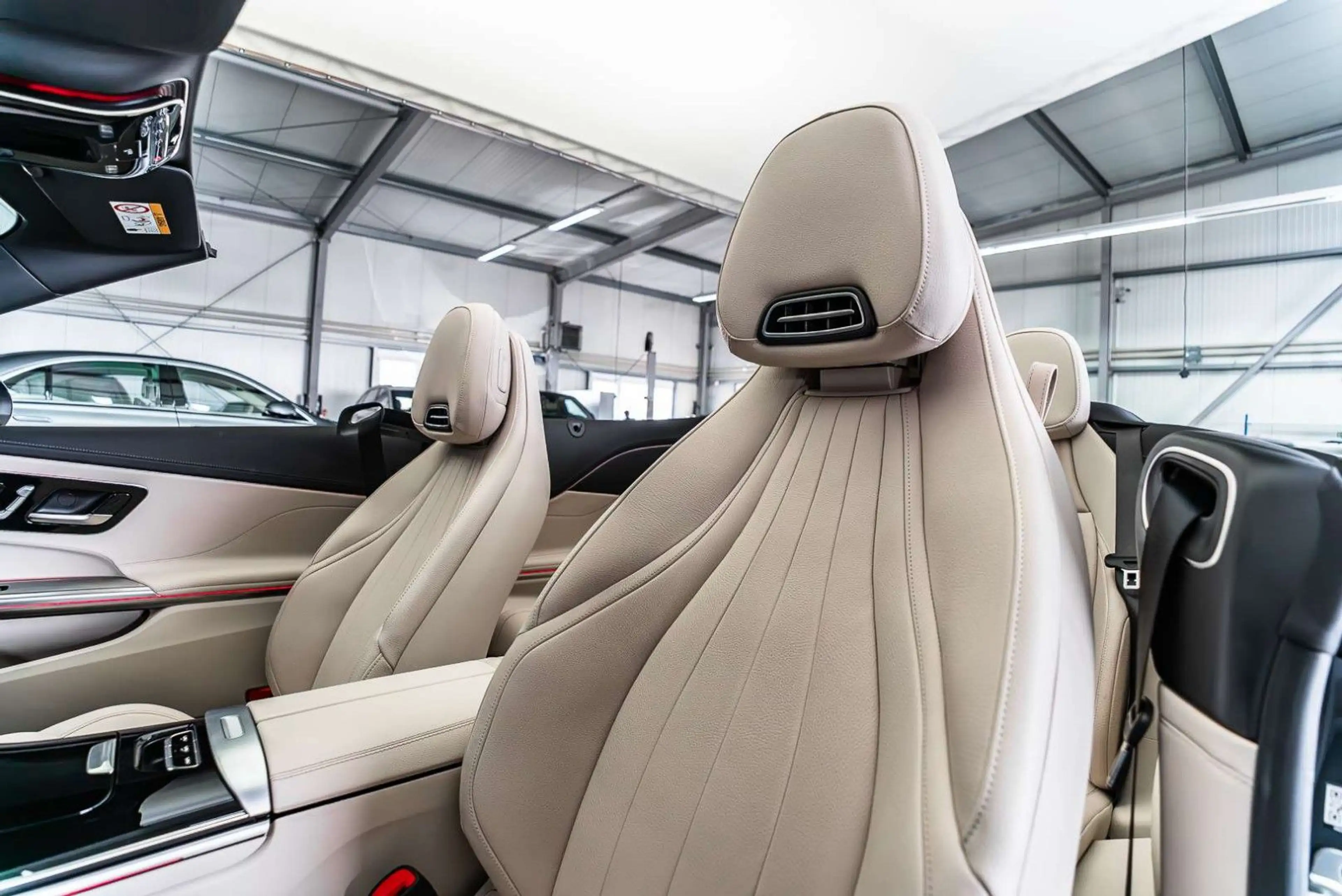 Mercedes-Benz CLE 220 d AMG Line Cabrio / Advanced + / MY 2025 — photo 4
