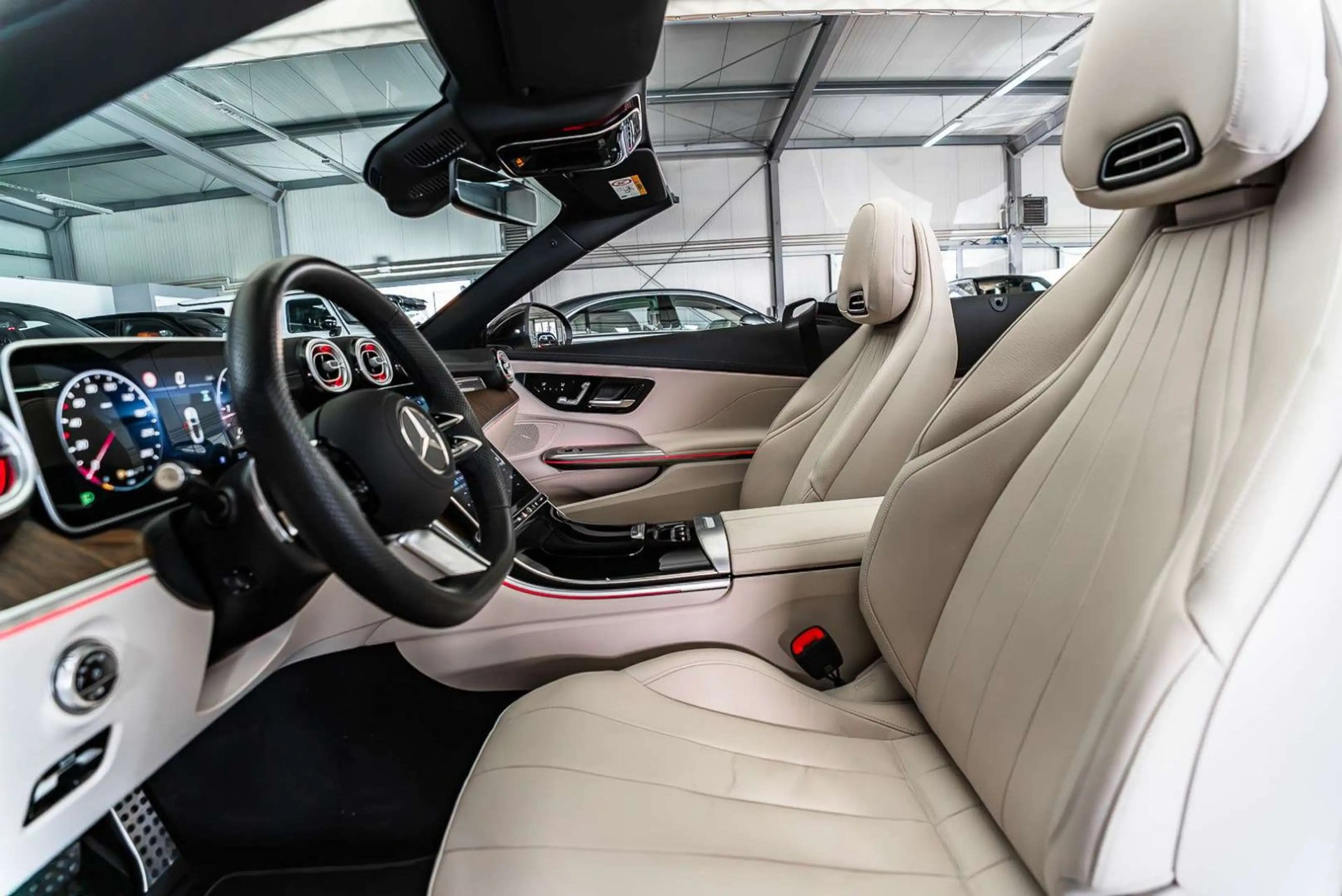 Mercedes-Benz CLE 220 d AMG Line Cabrio / Advanced + / MY 2025 — photo 22