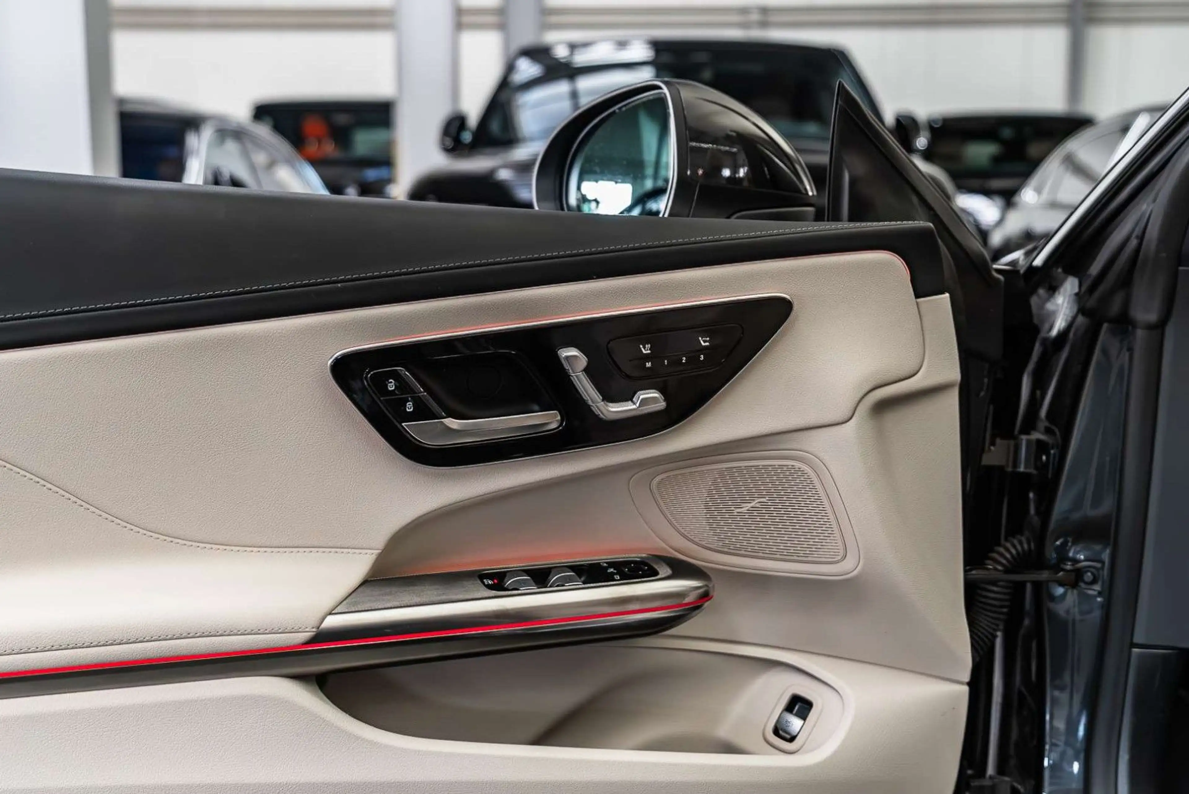 Mercedes-Benz CLE 220 d AMG Line Cabrio / Advanced + / MY 2025 — photo 6
