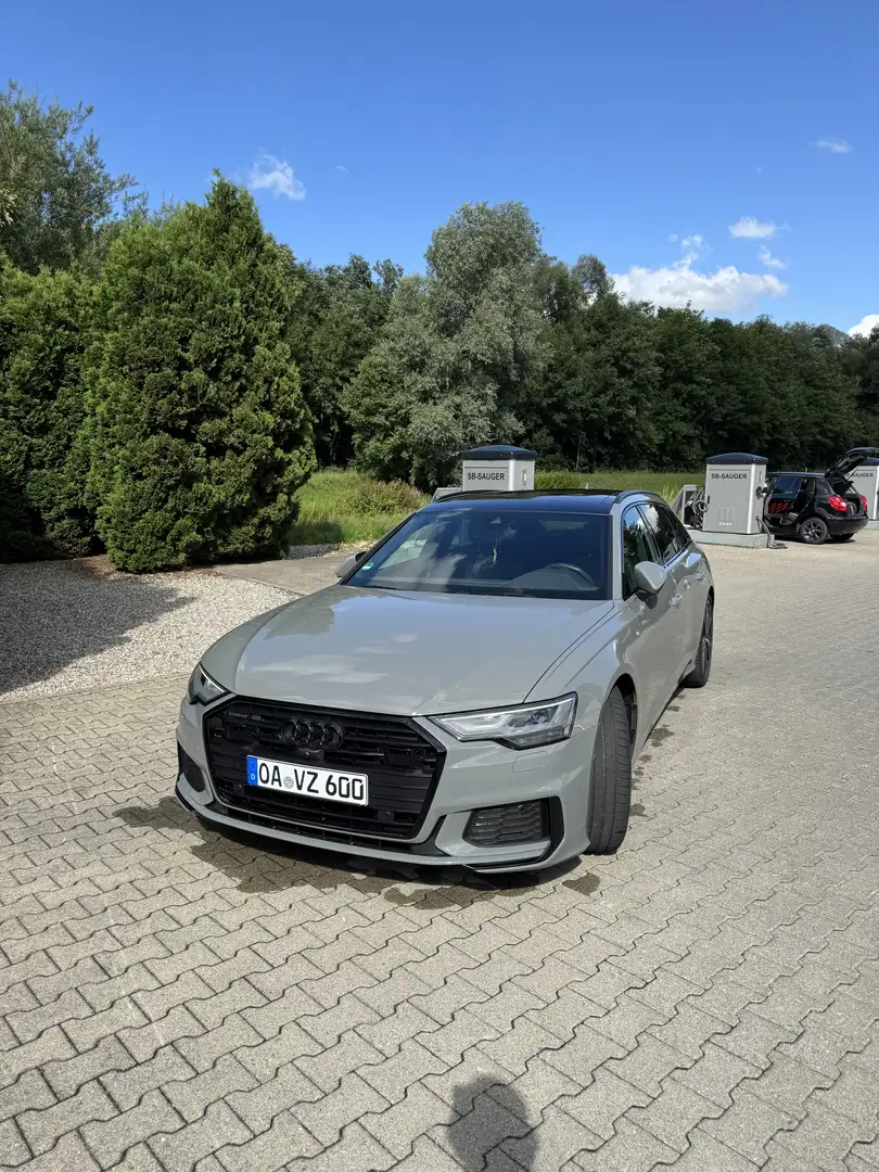 Audi A6 Avant 40 TDI quattro S tronic design - 2