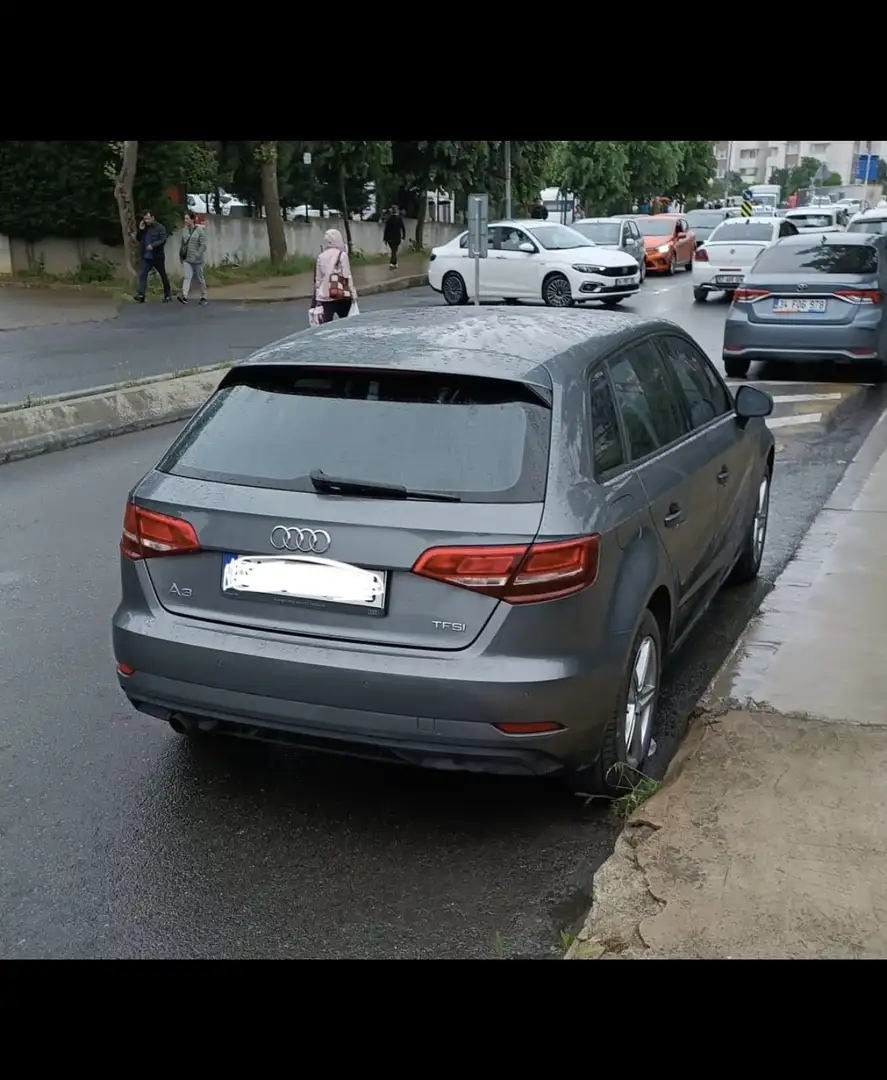 Audi A3 1.8 T Automatik Ambiente - 1