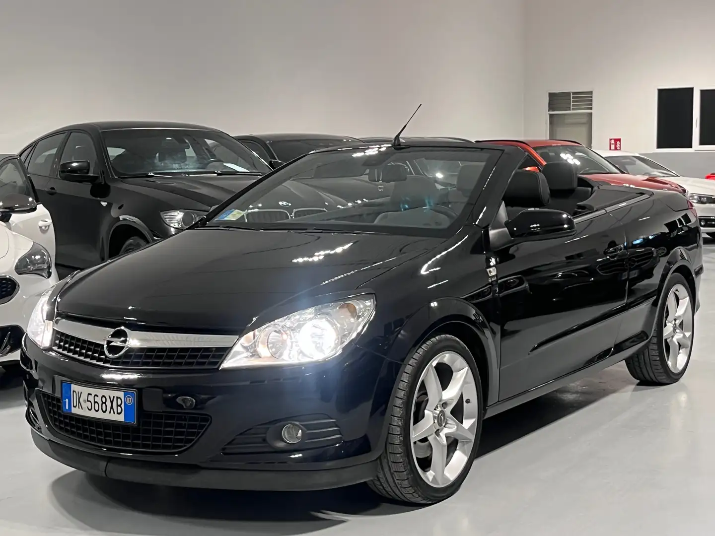 Opel Astra Twintop 1.6 turbo Cosmo 180cv Nero - 2