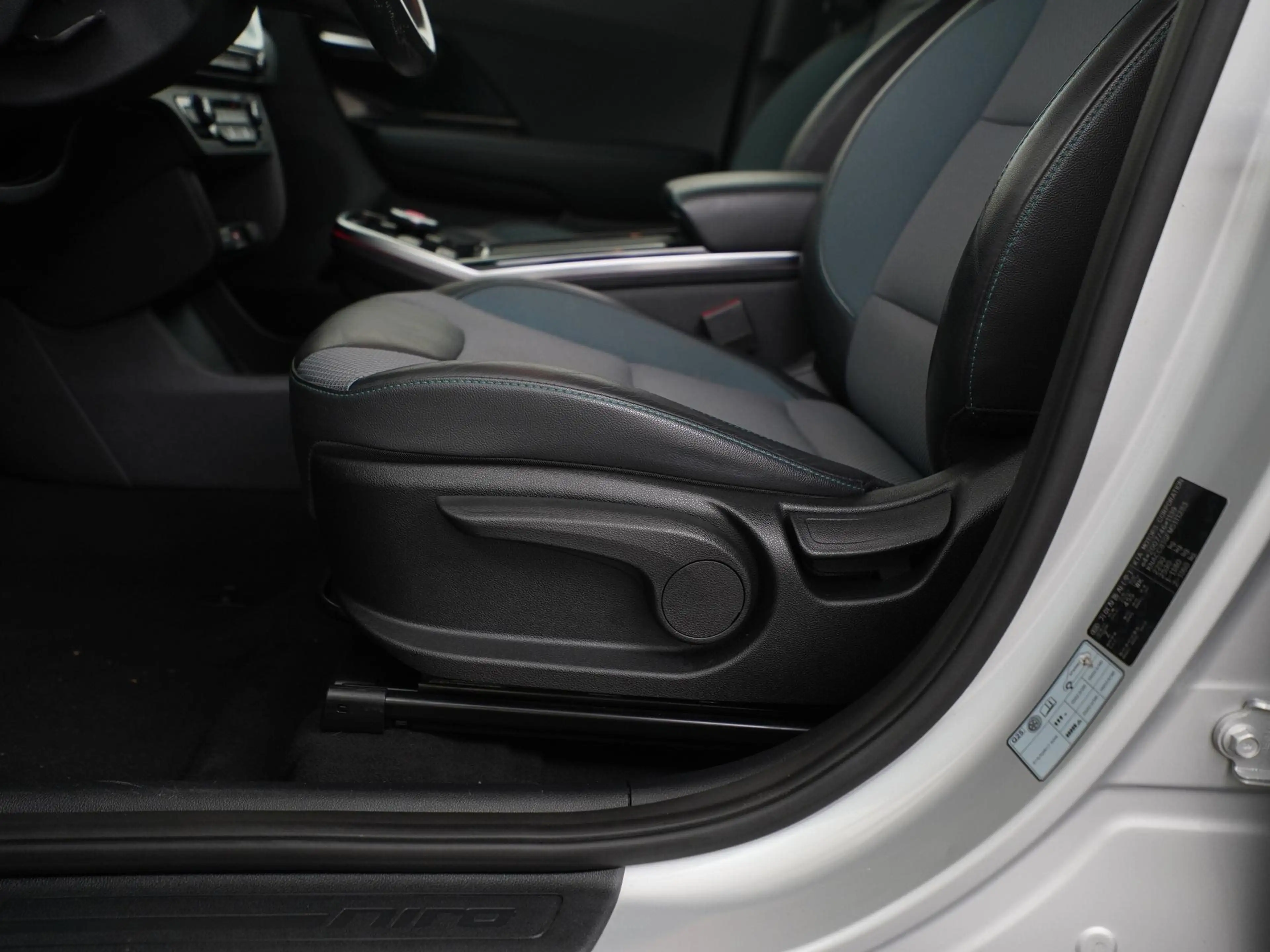 Kia e-Niro DynamicLine 64 kWh | SOH 100% | Trekhaak | Zondag — photo 38