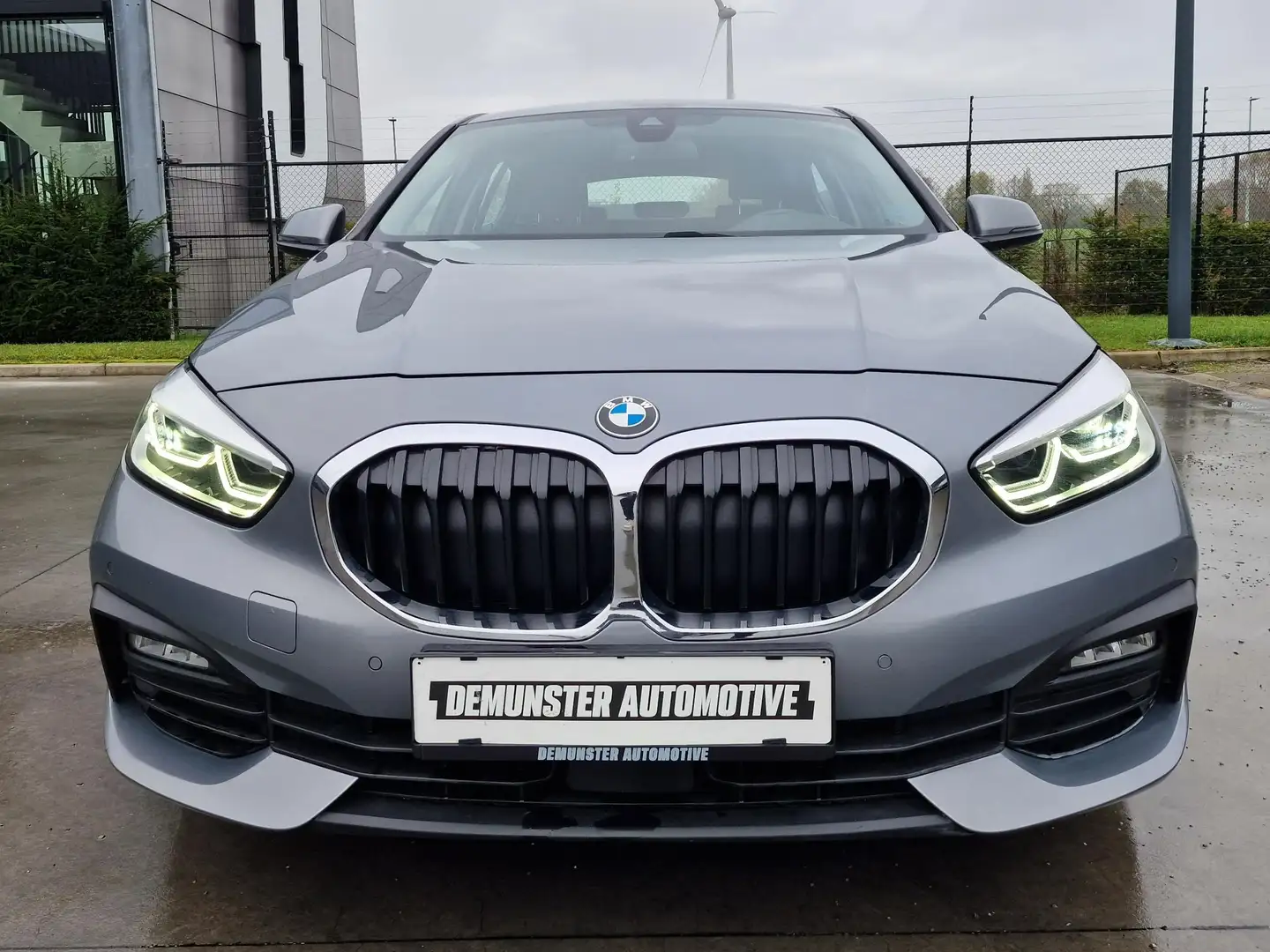 BMW 118 CARPLAY/NAVI/ZETELVERWARMING/V&A Sensoren Gris - 2