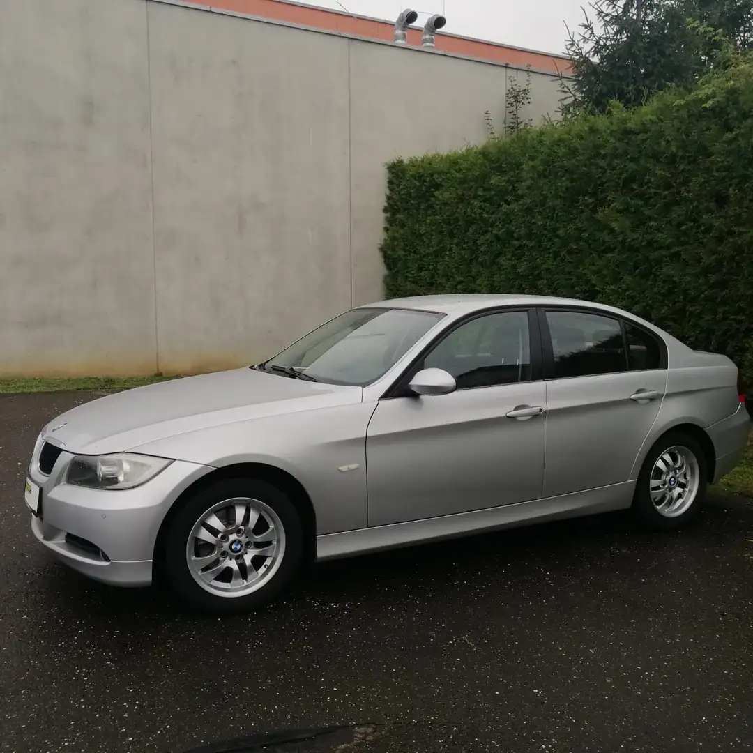 BMW 318 318i n46 - 1