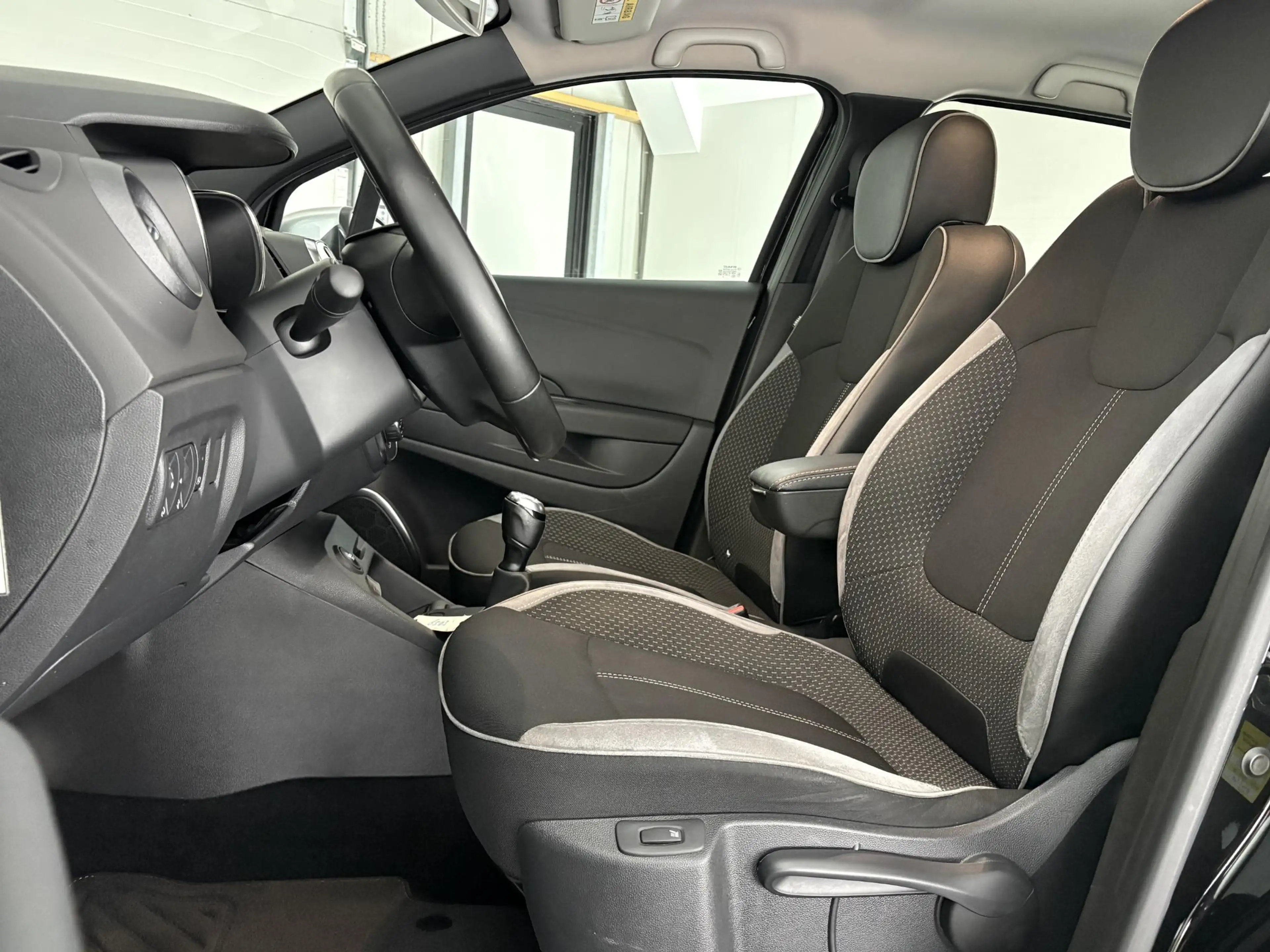 Renault Captur 0.9 TCe Intens | TREKHAAK | STOELVERW. | CAMERA | — photo 4