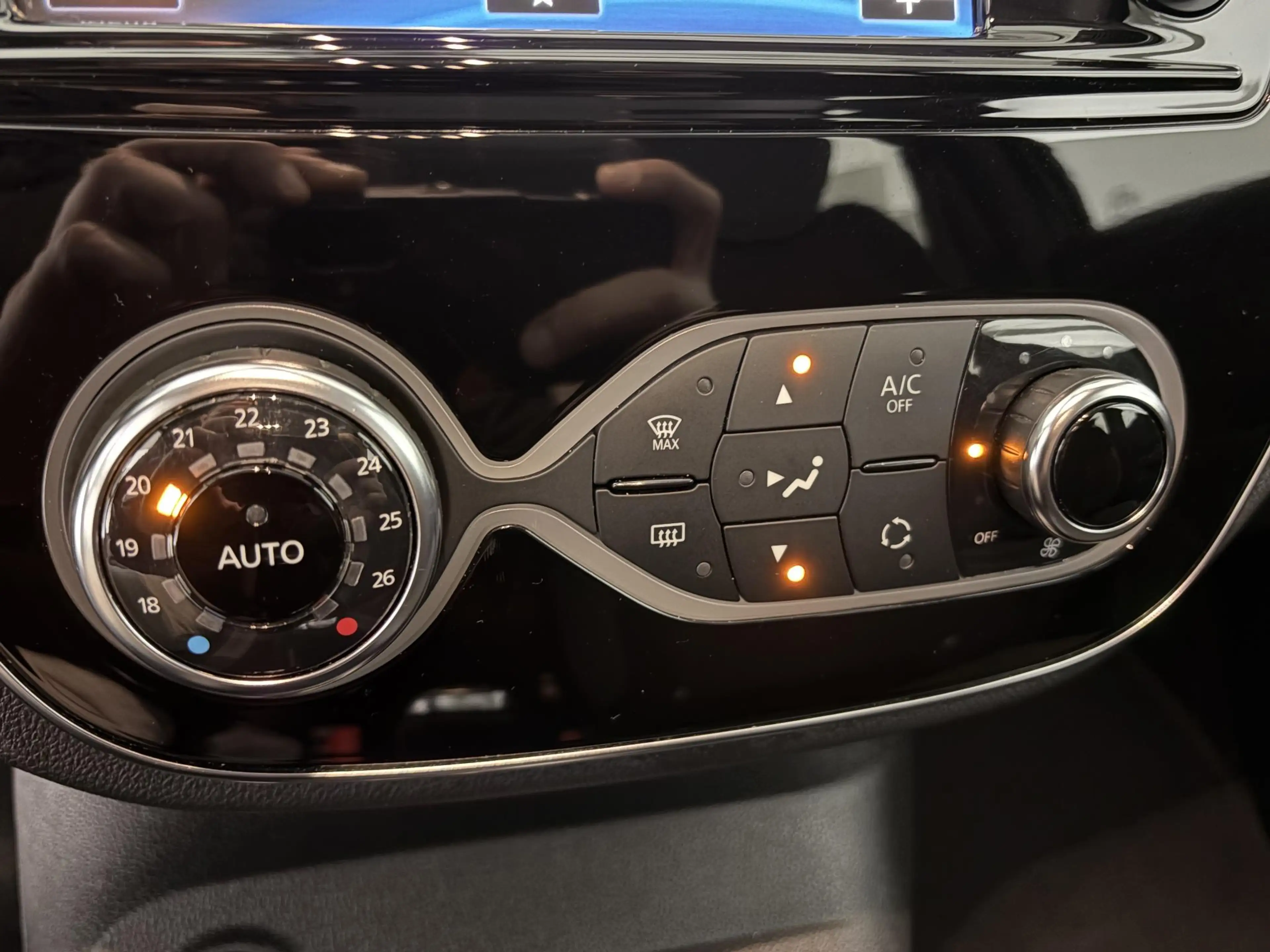 Renault Captur 0.9 TCe Intens | TREKHAAK | STOELVERW. | CAMERA | — photo 12