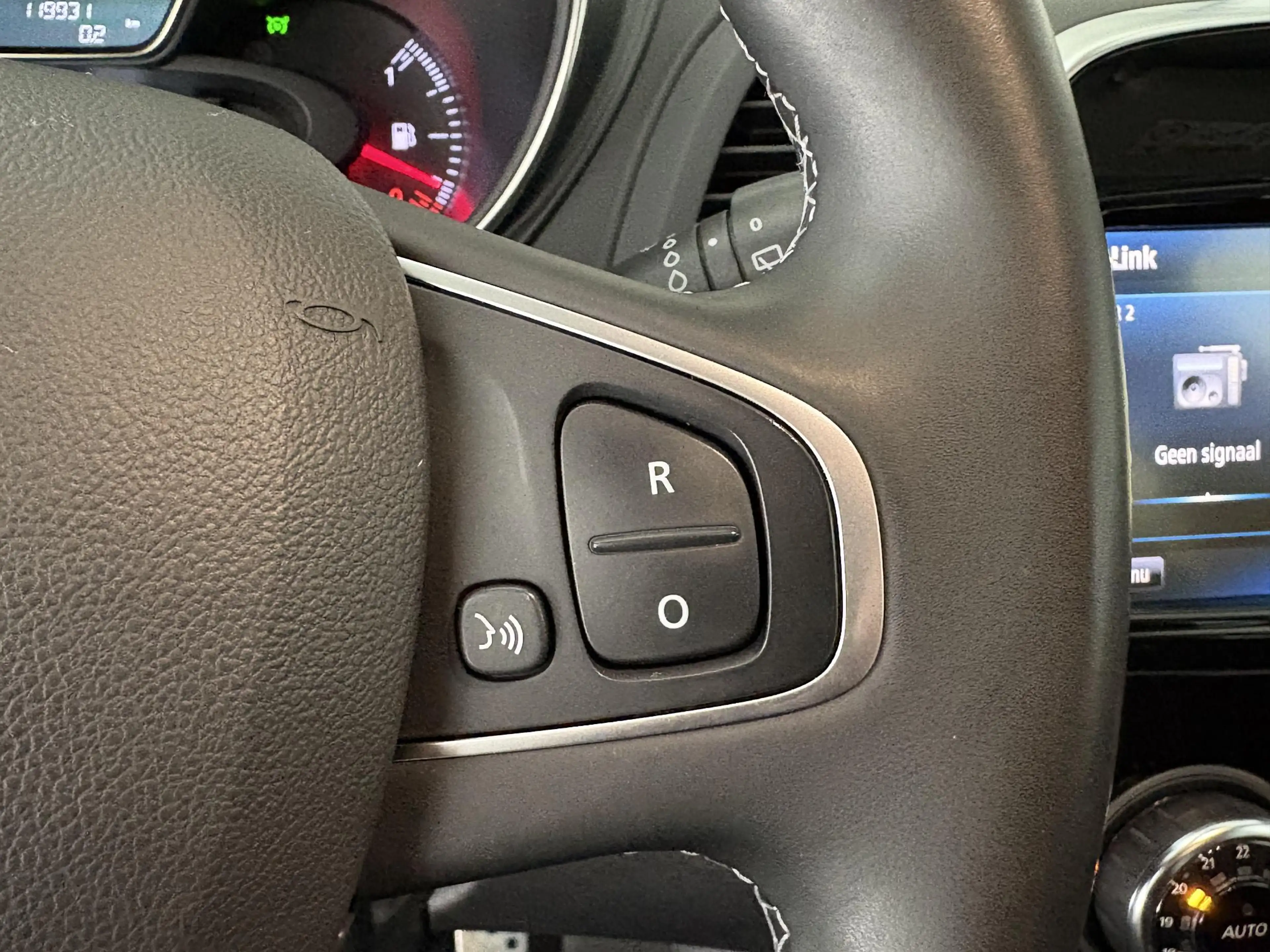 Renault Captur 0.9 TCe Intens | TREKHAAK | STOELVERW. | CAMERA | — photo 18