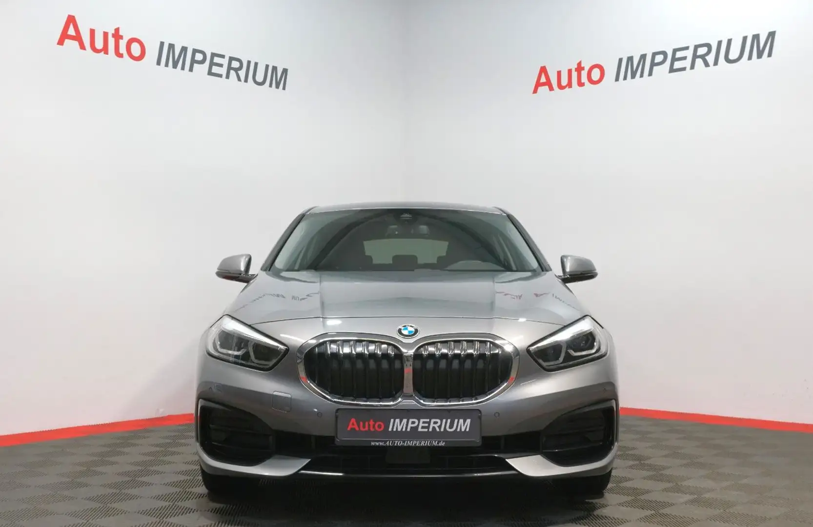 BMW 118 d Sport Line Lim.*TEMPOMAT*RfK*Live Cockpit Gris - 2