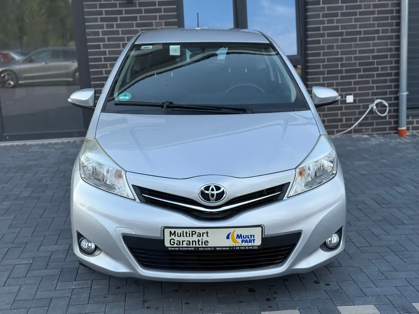 Toyota Yaris Cool 3 türig*Klima*Eleck-F*Tüv Neu*1Hand** Silber - 2