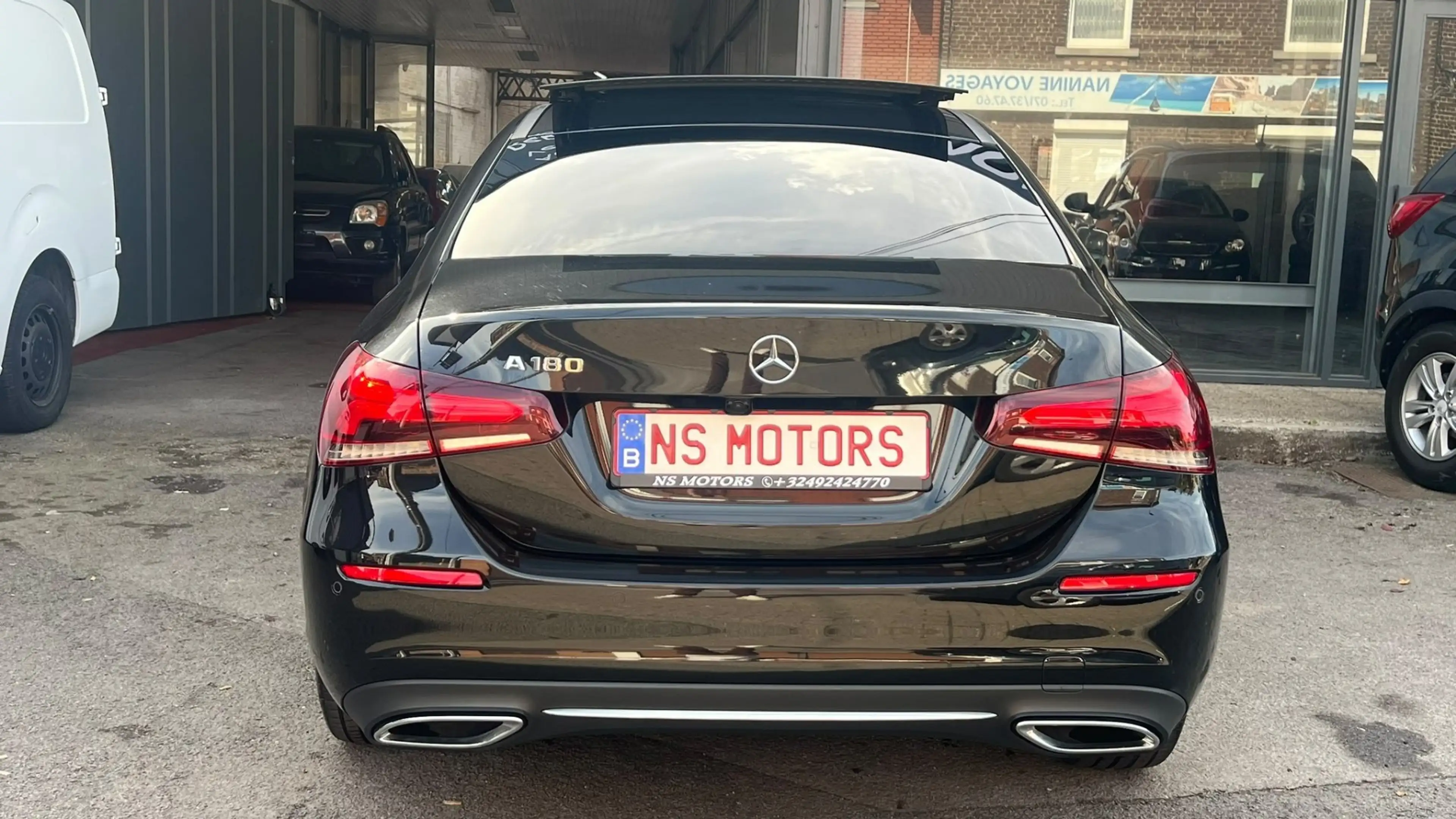 Mercedes-Benz A 180 A 180//2eme Pro//Keyless//Navi//Toit Pano//Led// — photo 7