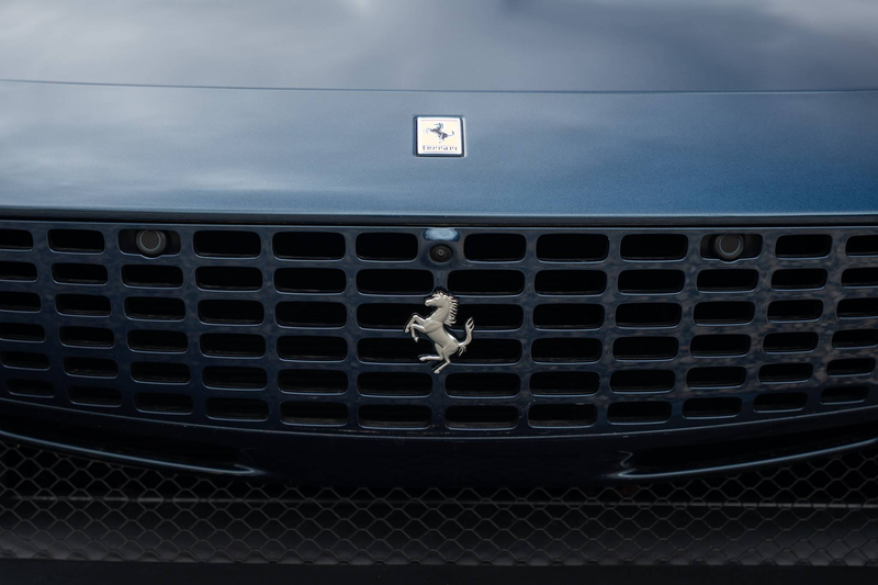 Ferrari Roma Blu Swaters | Brown interior | 1 Owner — photo 13