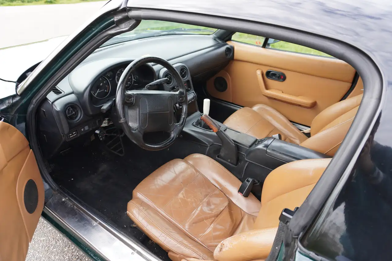 Mazda MX-5 Miata, 6 versnellingen 1.6, foto 4