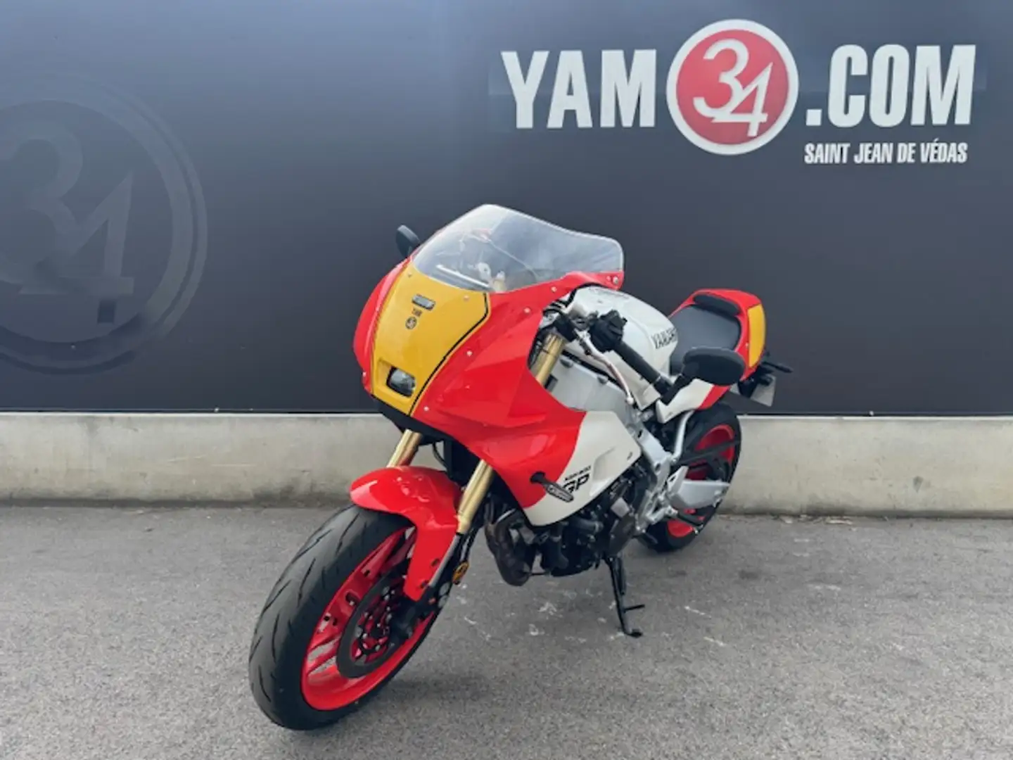 Yamaha XSR 900 Alb - 2
