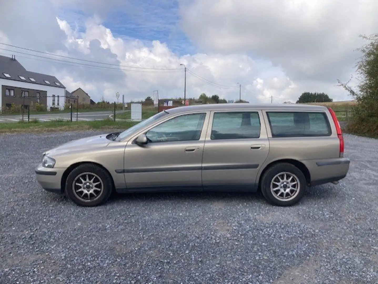 Volvo V70 V70 2.4 Turbo - D Bronze - 2