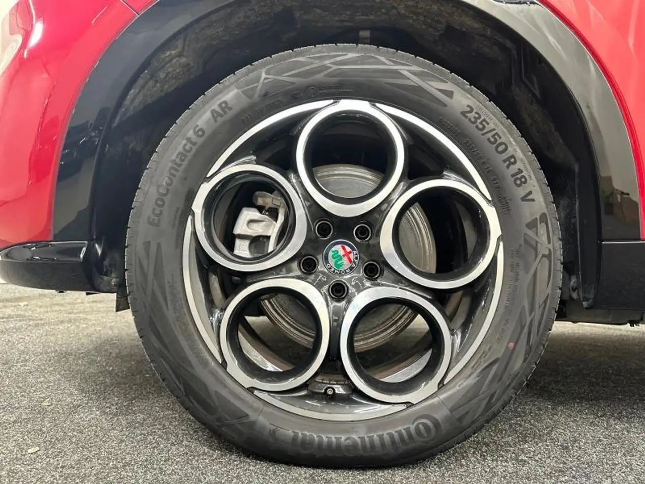 Alfa Romeo Tonale 2024 — фото 13