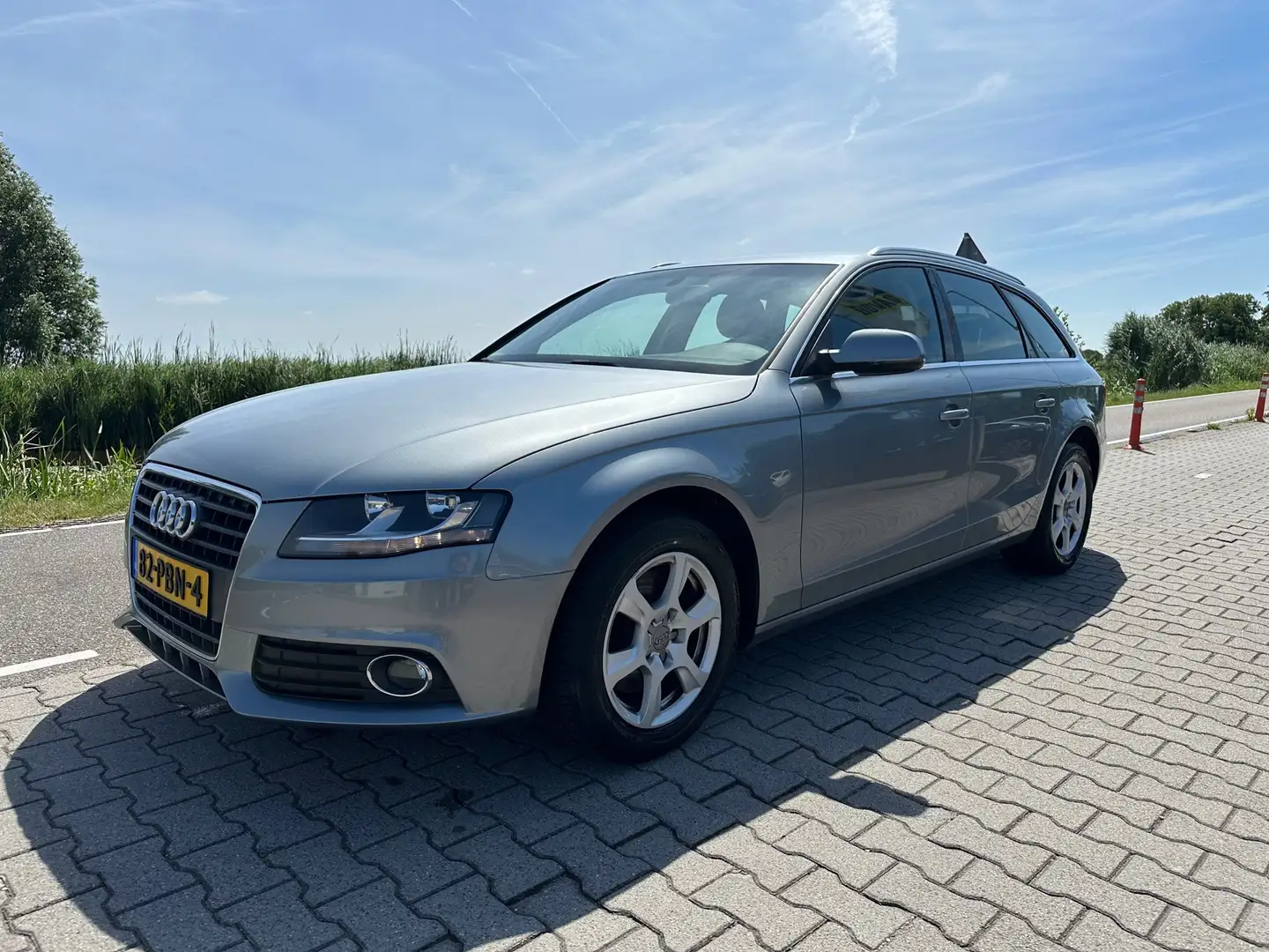 Audi A4 Avant 1.8 TFSI Pro Line Business Navi, Cruisecontr Grijs - 1